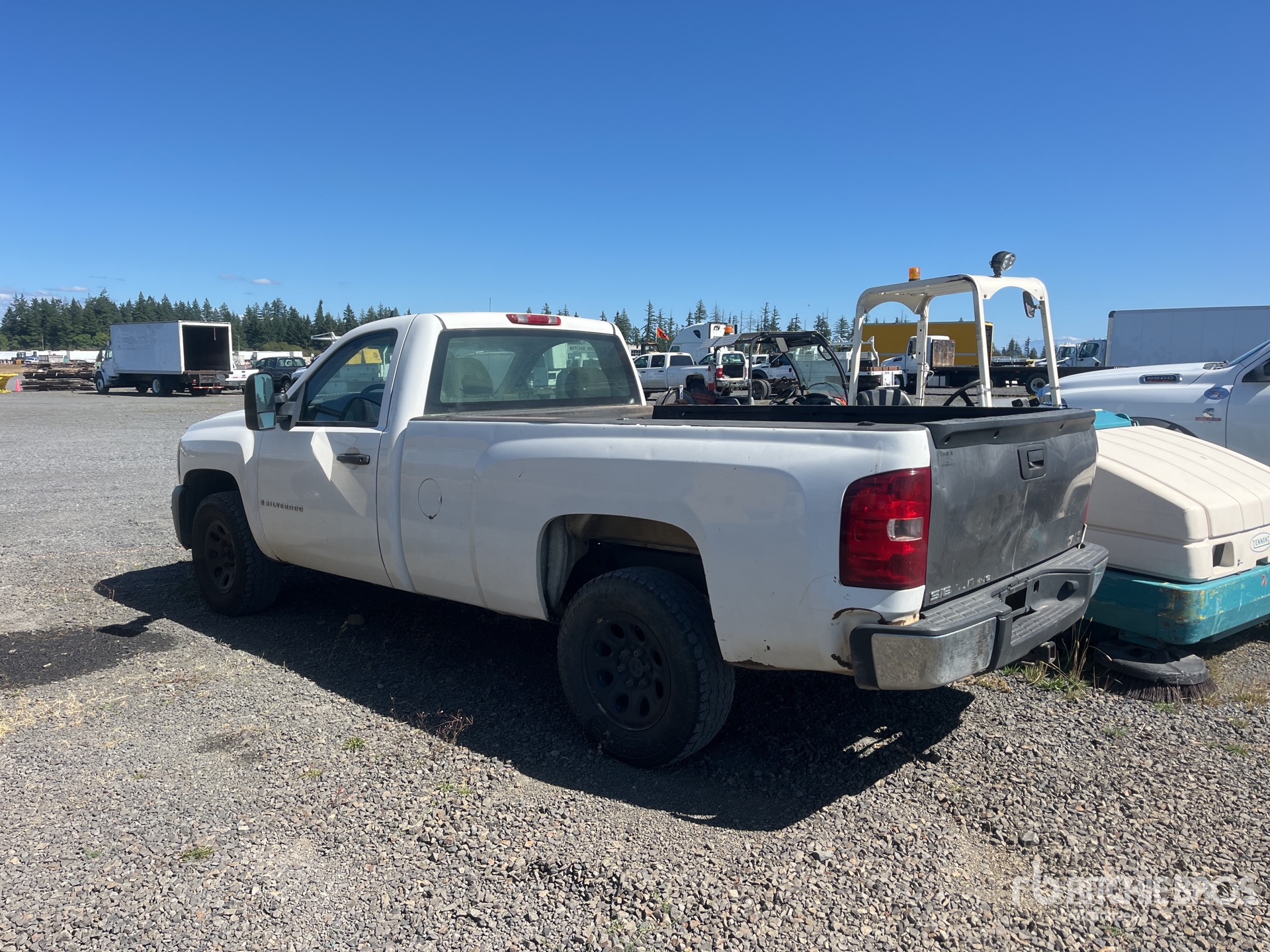 General Appearance with Picture, Left Rear Corner