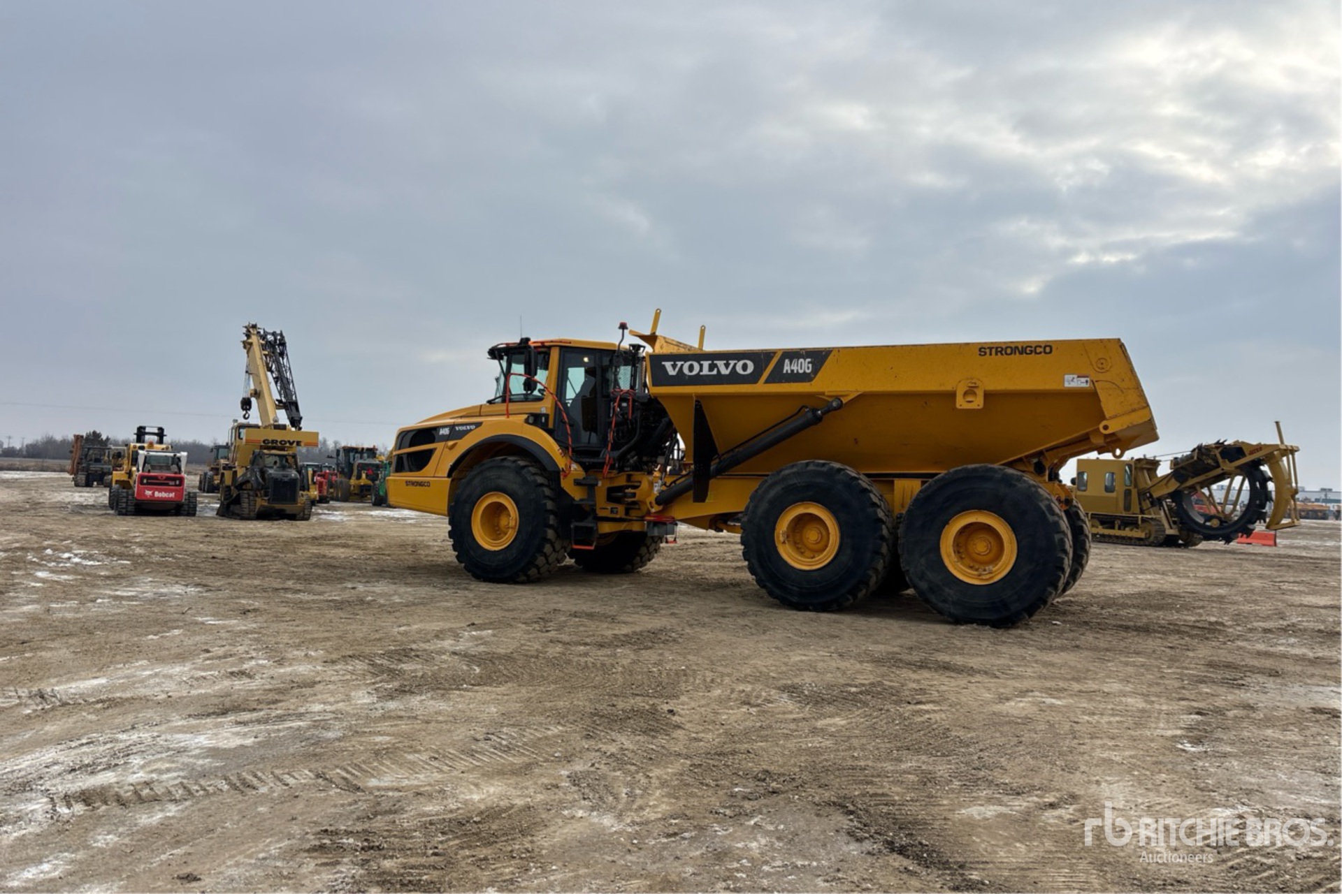 General Appearance with Picture, Left Rear Corner