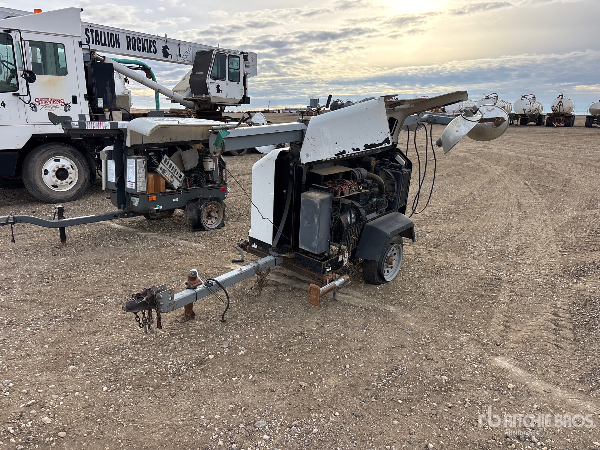 General Appearance with Picture, Left Front Corner