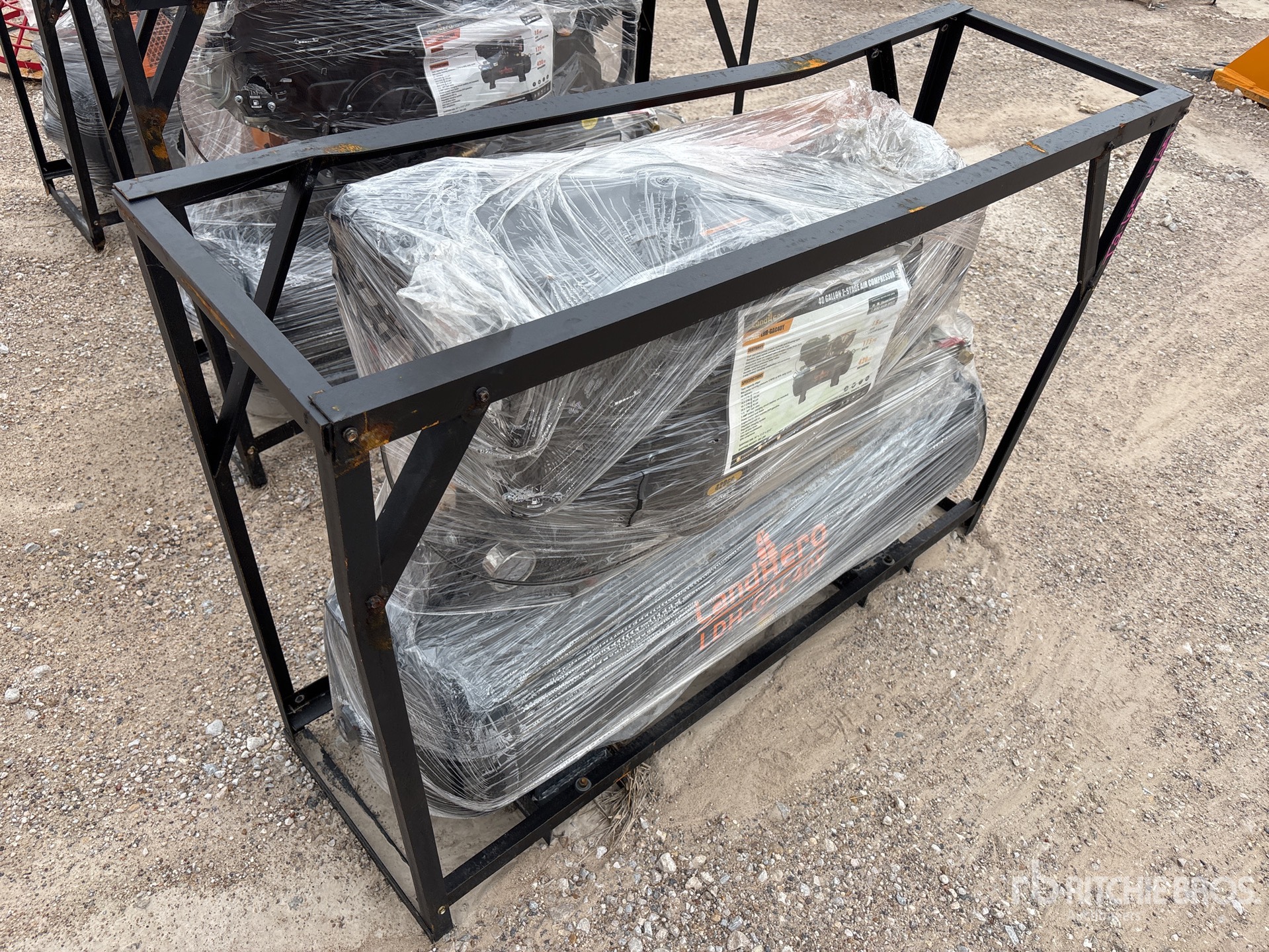 Aspect général with Image, coin avant droit