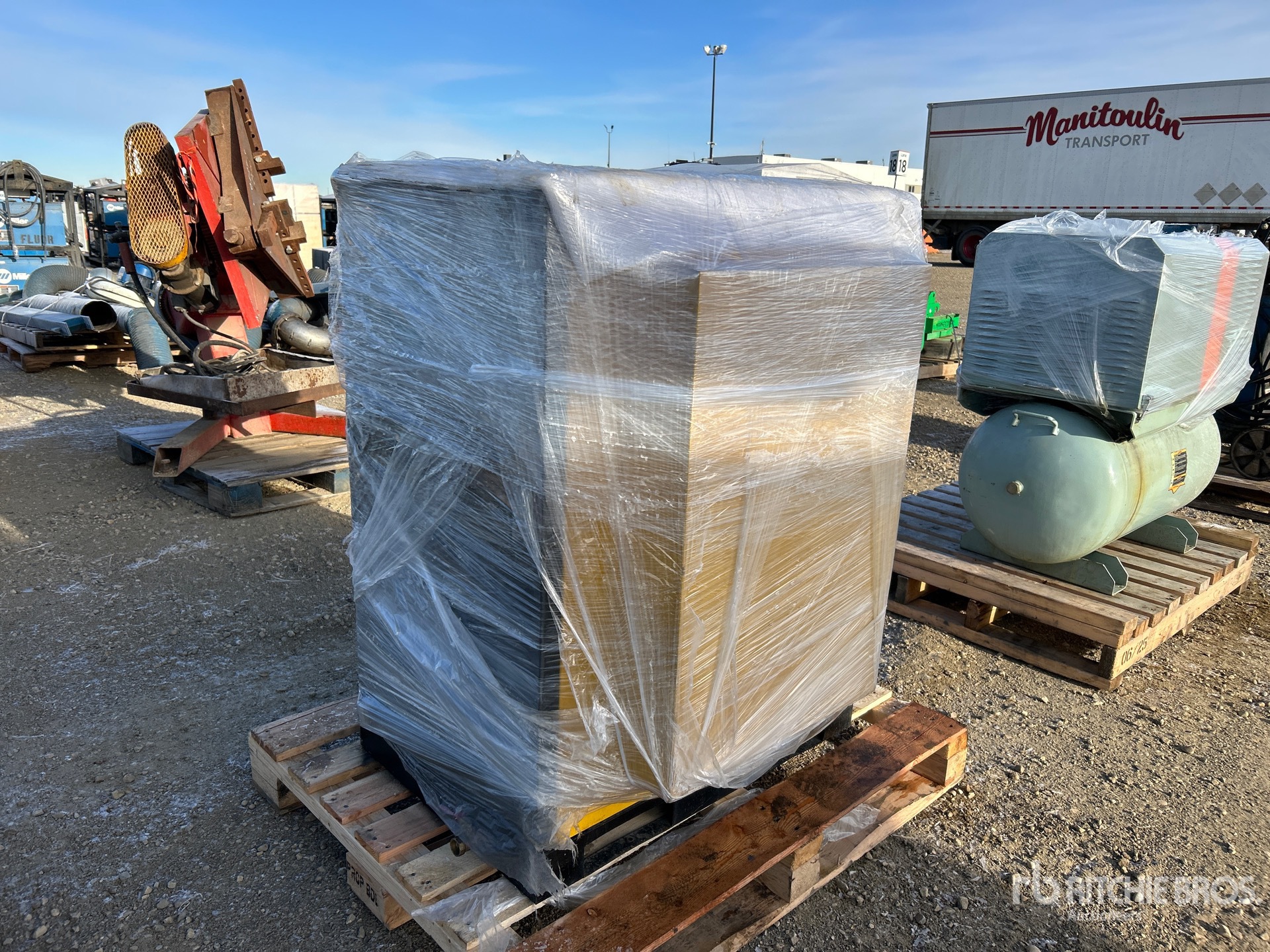 Aspect général with Image, coin arrière gauche