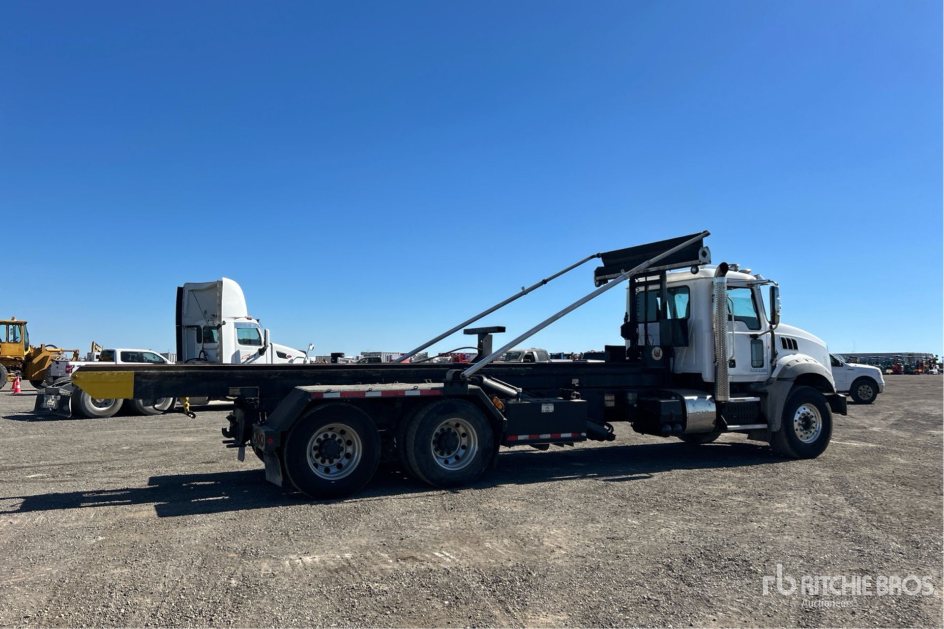 General Appearance with Bild, Ecke hinten rechts