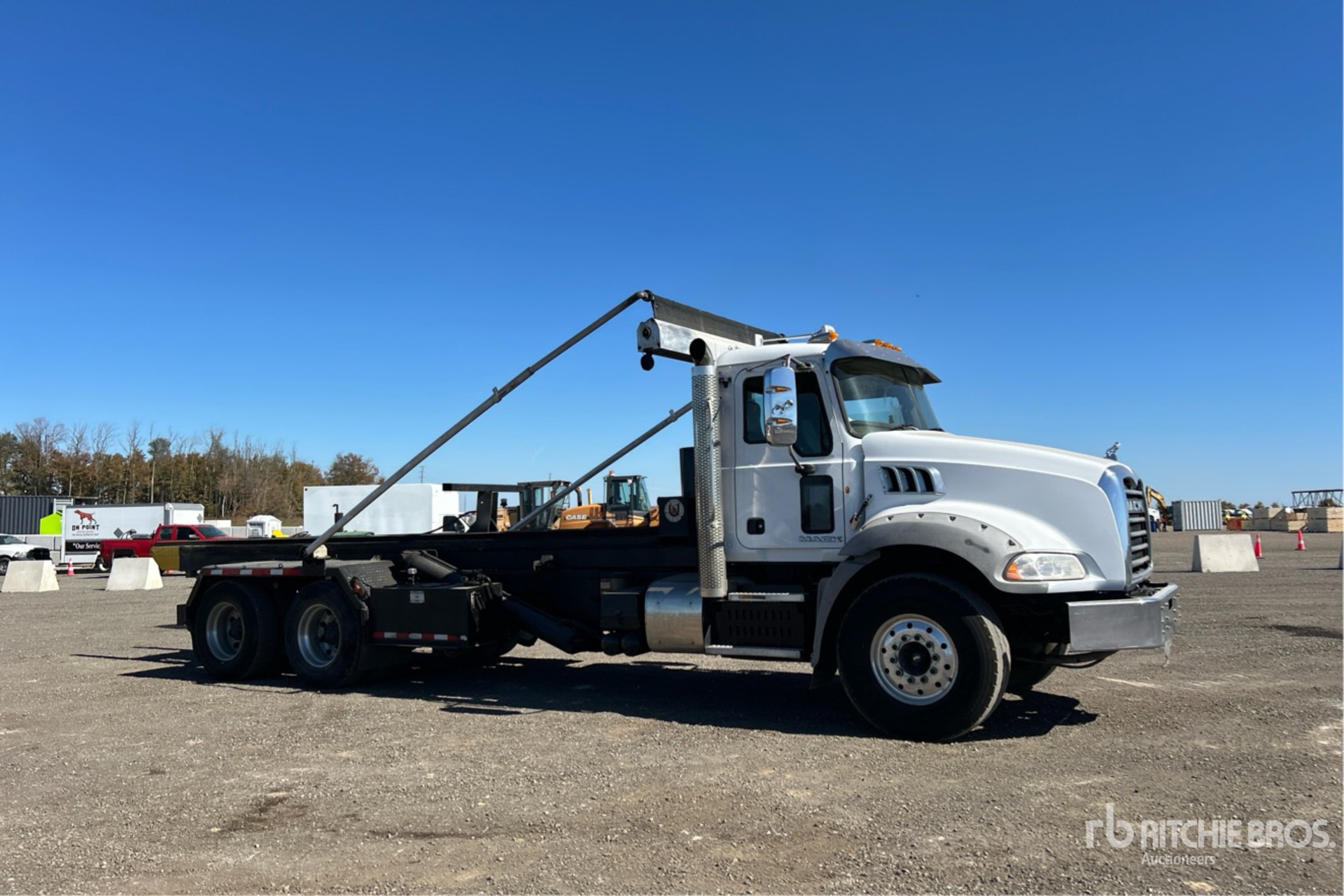 General Appearance with Bild, Ecke vorne rechts