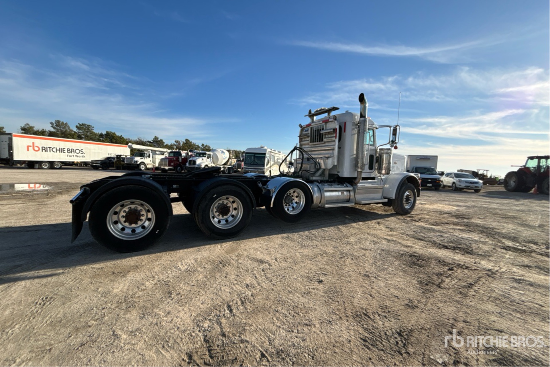 General Appearance with Imagen: esquina trasera derecha