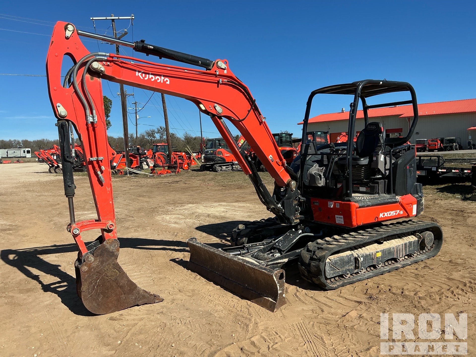 General Appearance with Picture, Left Front Corner