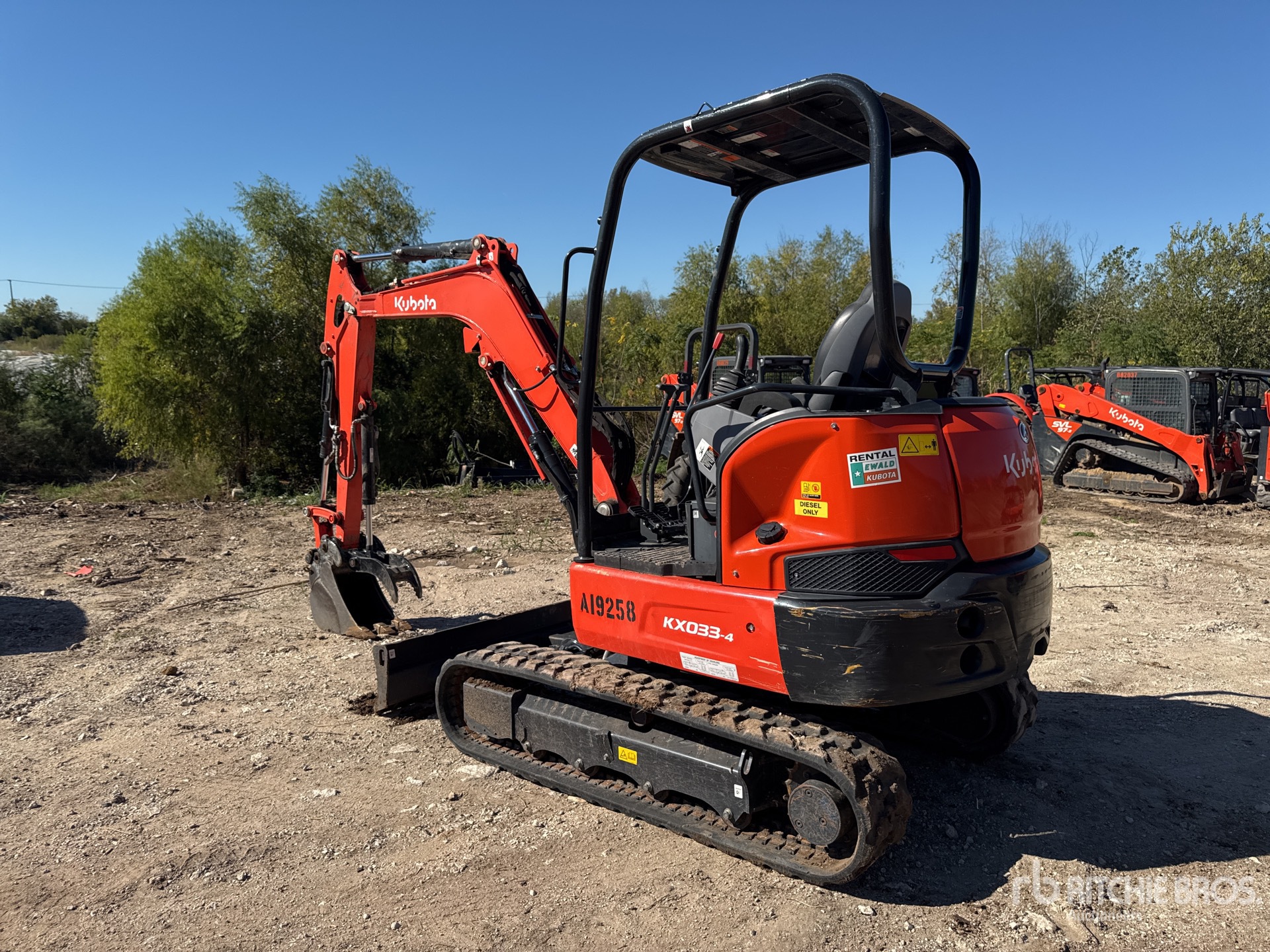 General Appearance with Picture, Left Rear Corner