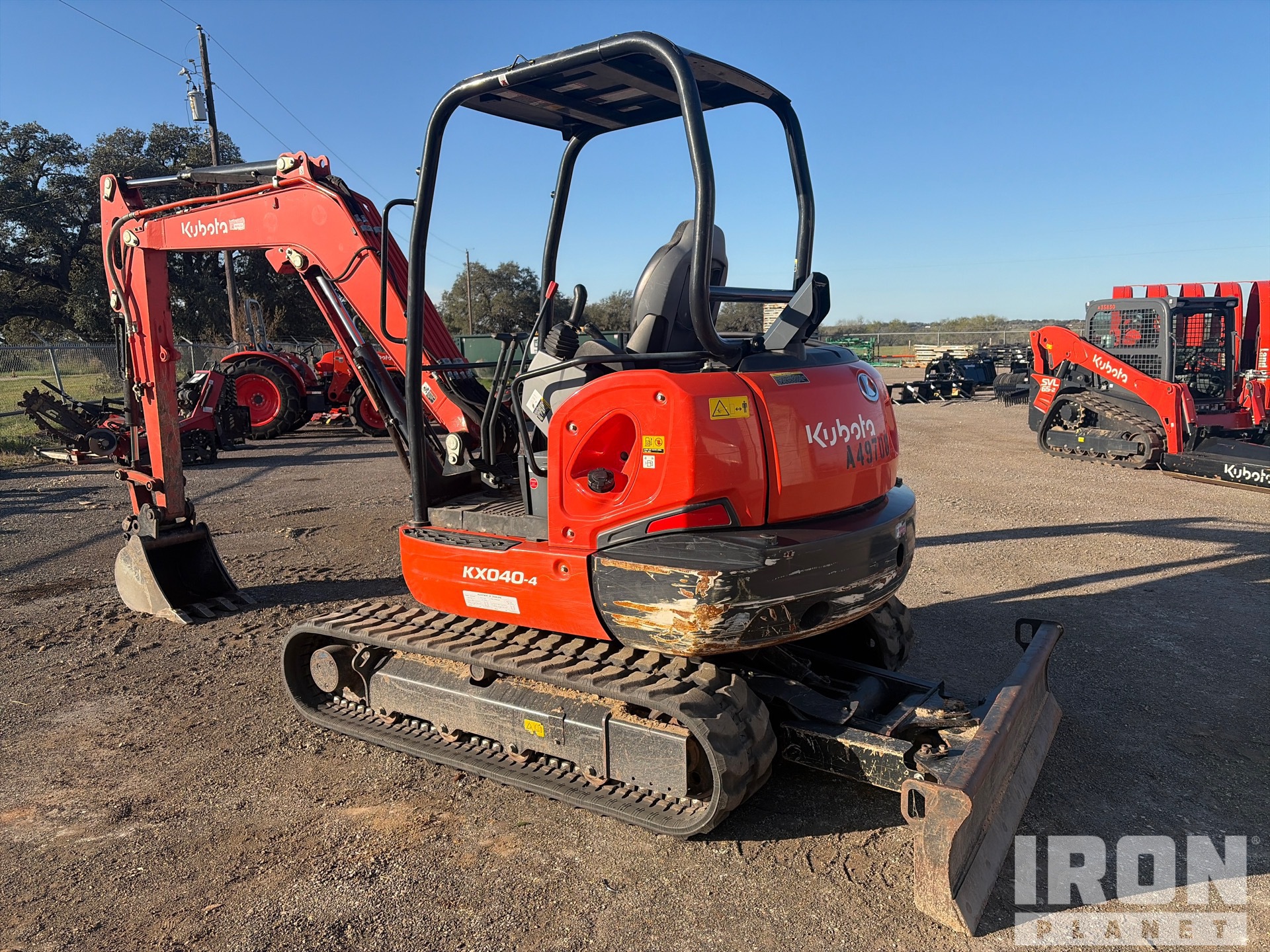 General Appearance with Picture, Left Rear Corner