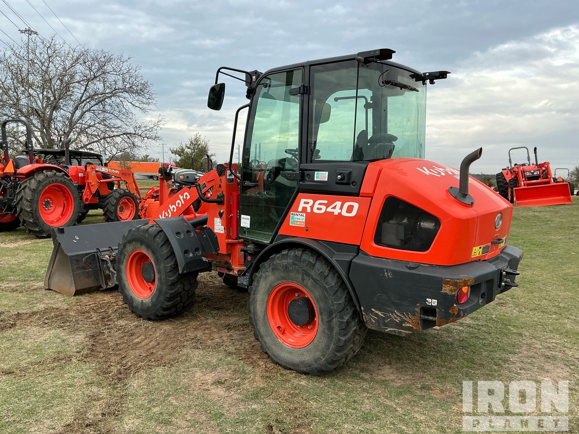 General Appearance with Picture, Left Rear Corner