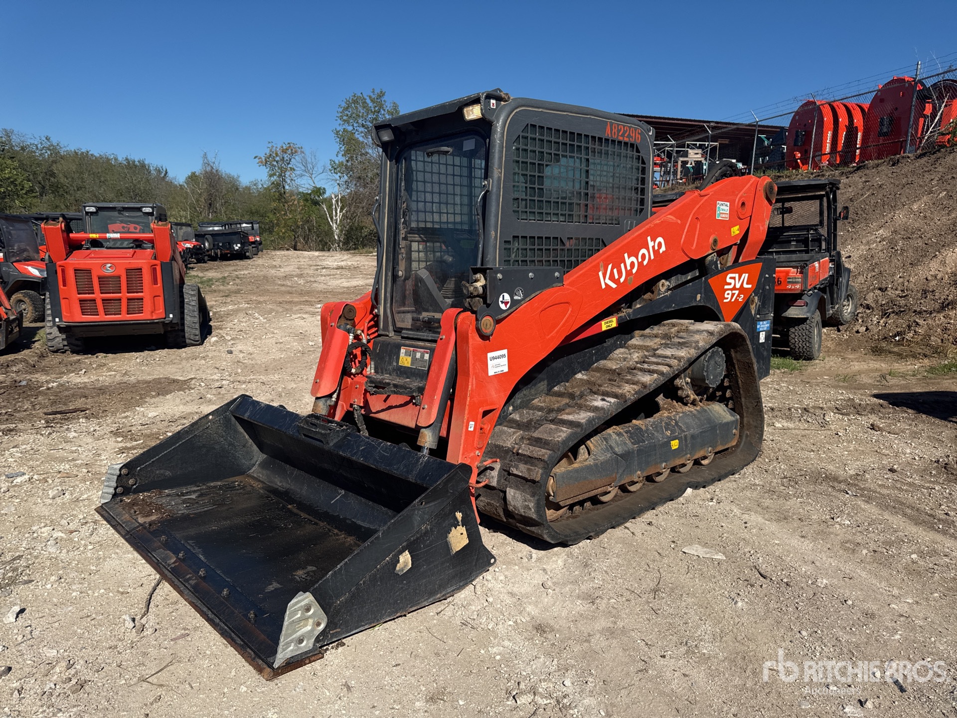 General Appearance with Foto, angolo anteriore sinistro