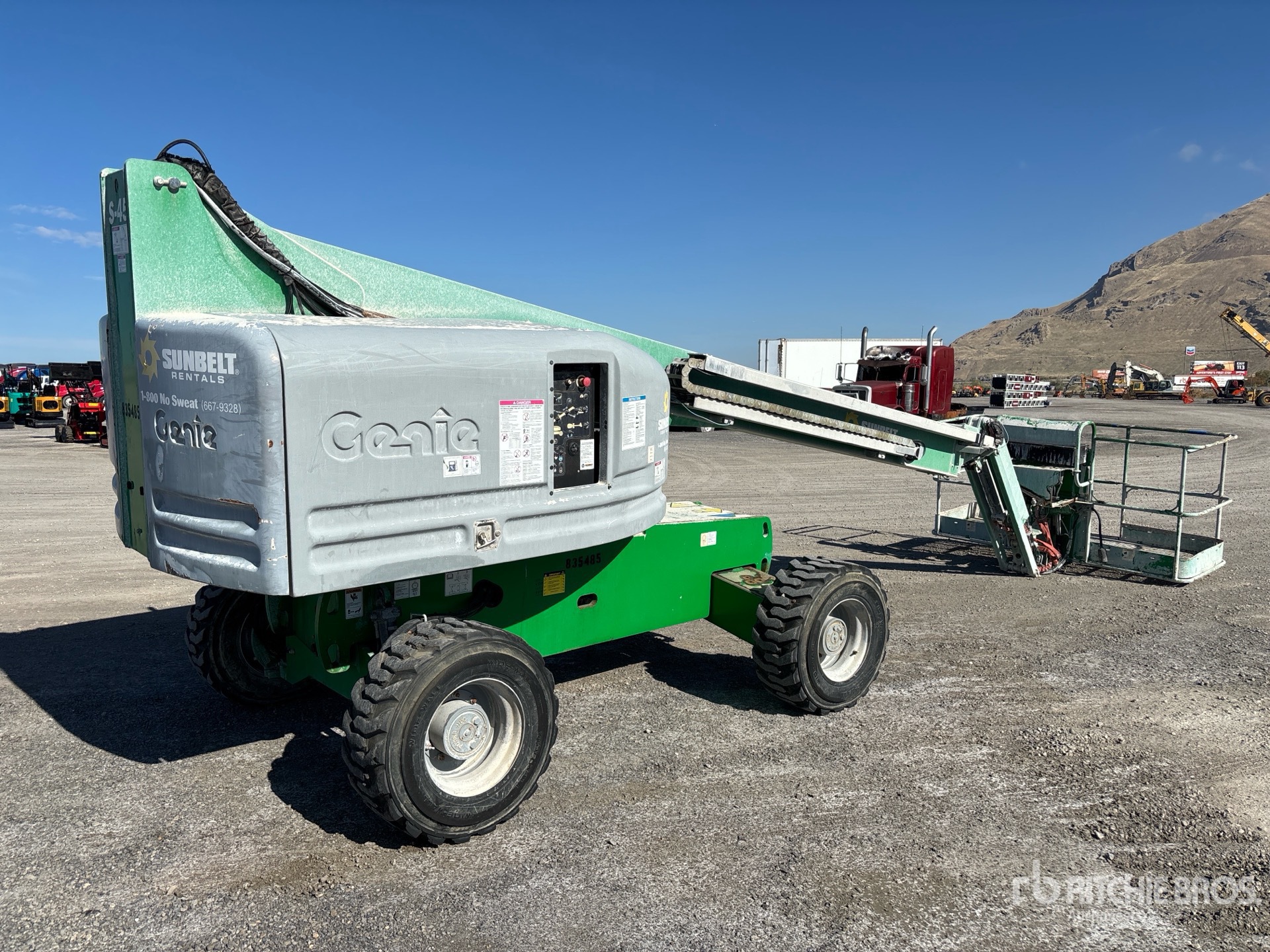 General Appearance with Picture, Right Rear Corner