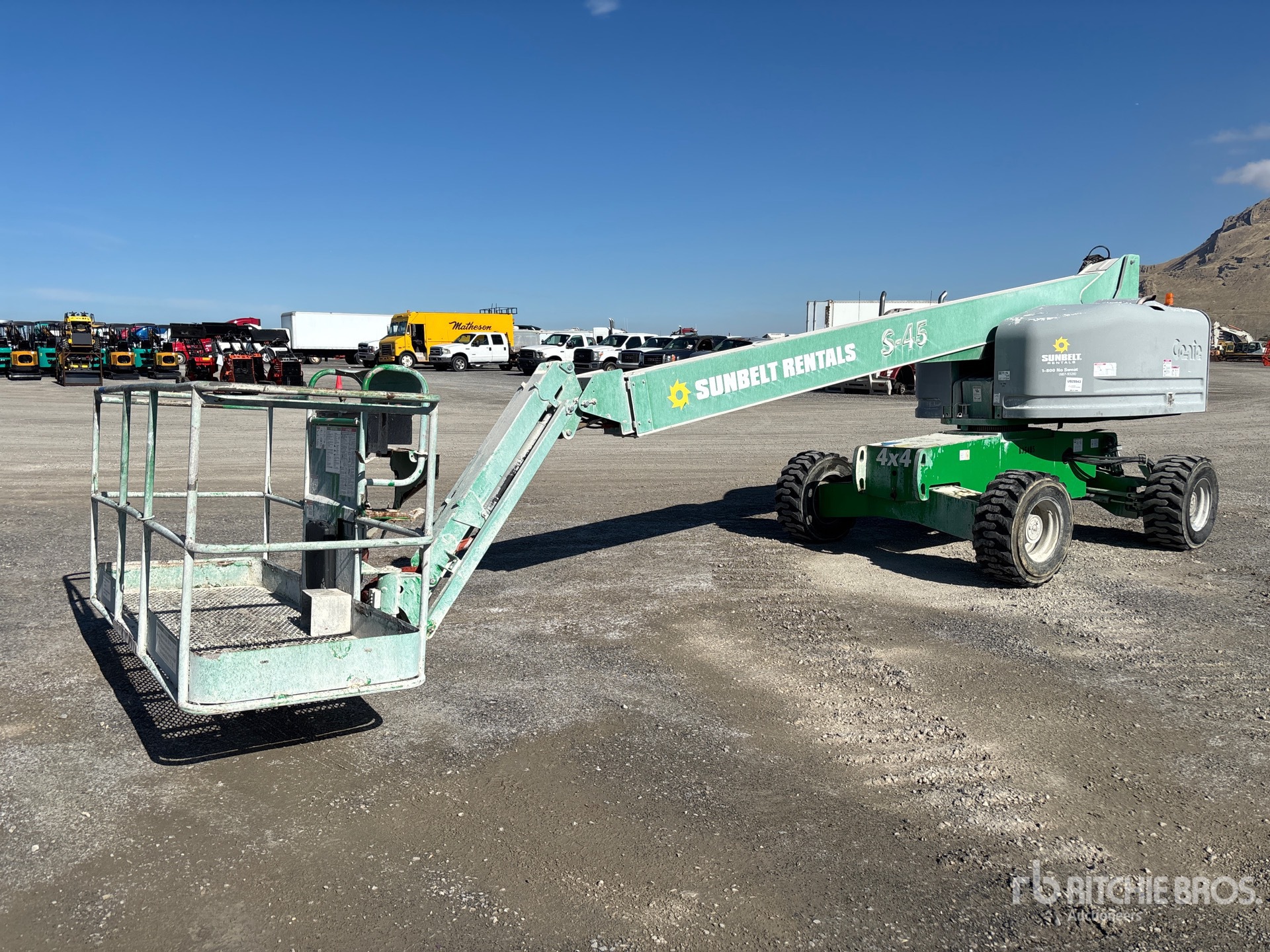 General Appearance with Picture, Left Front Corner