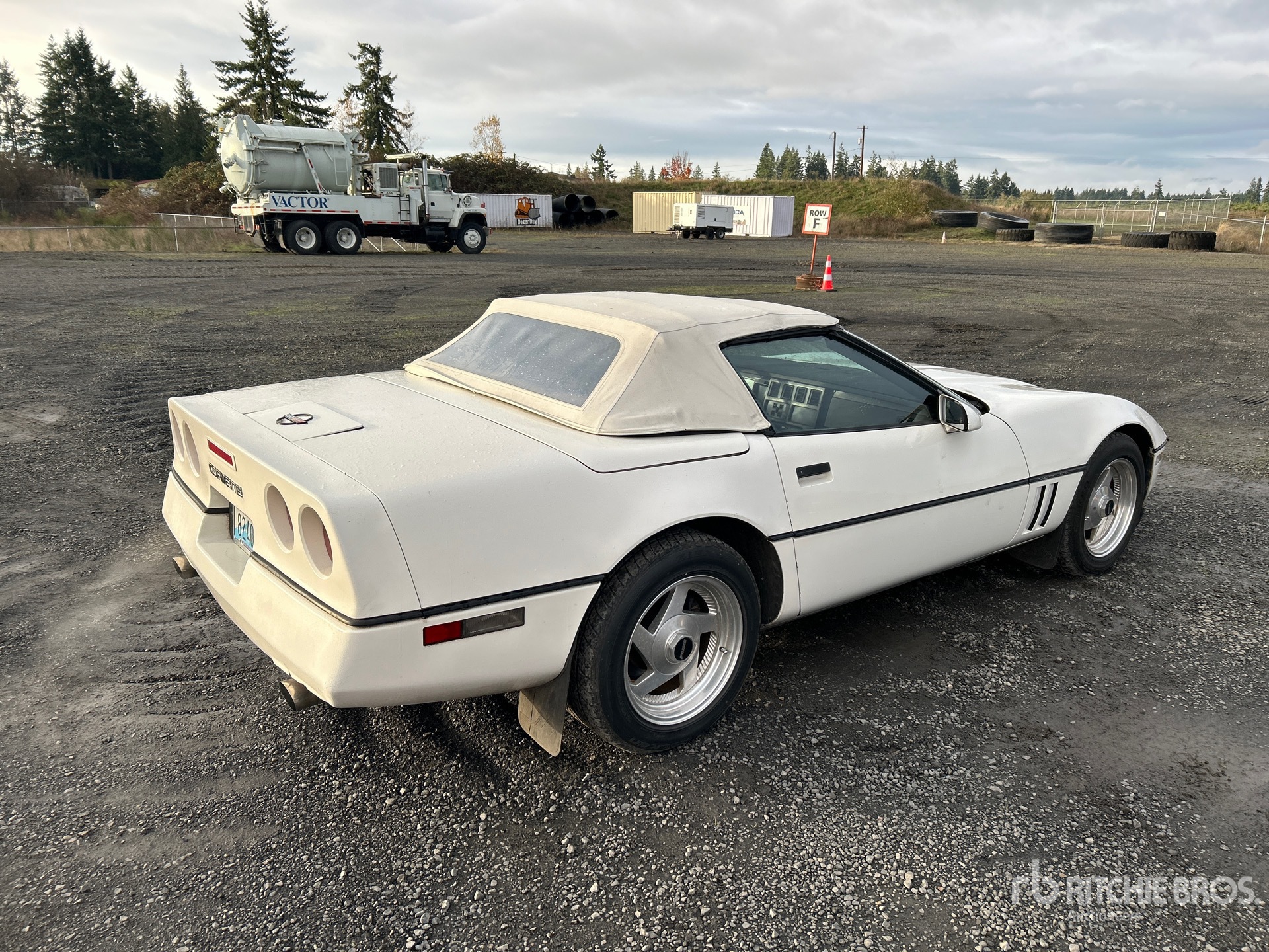 General Appearance with Picture, Right Rear Corner