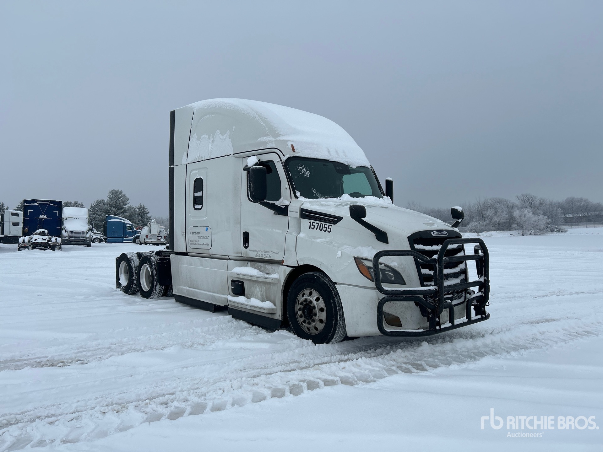 Aspect général with Image, coin avant droit