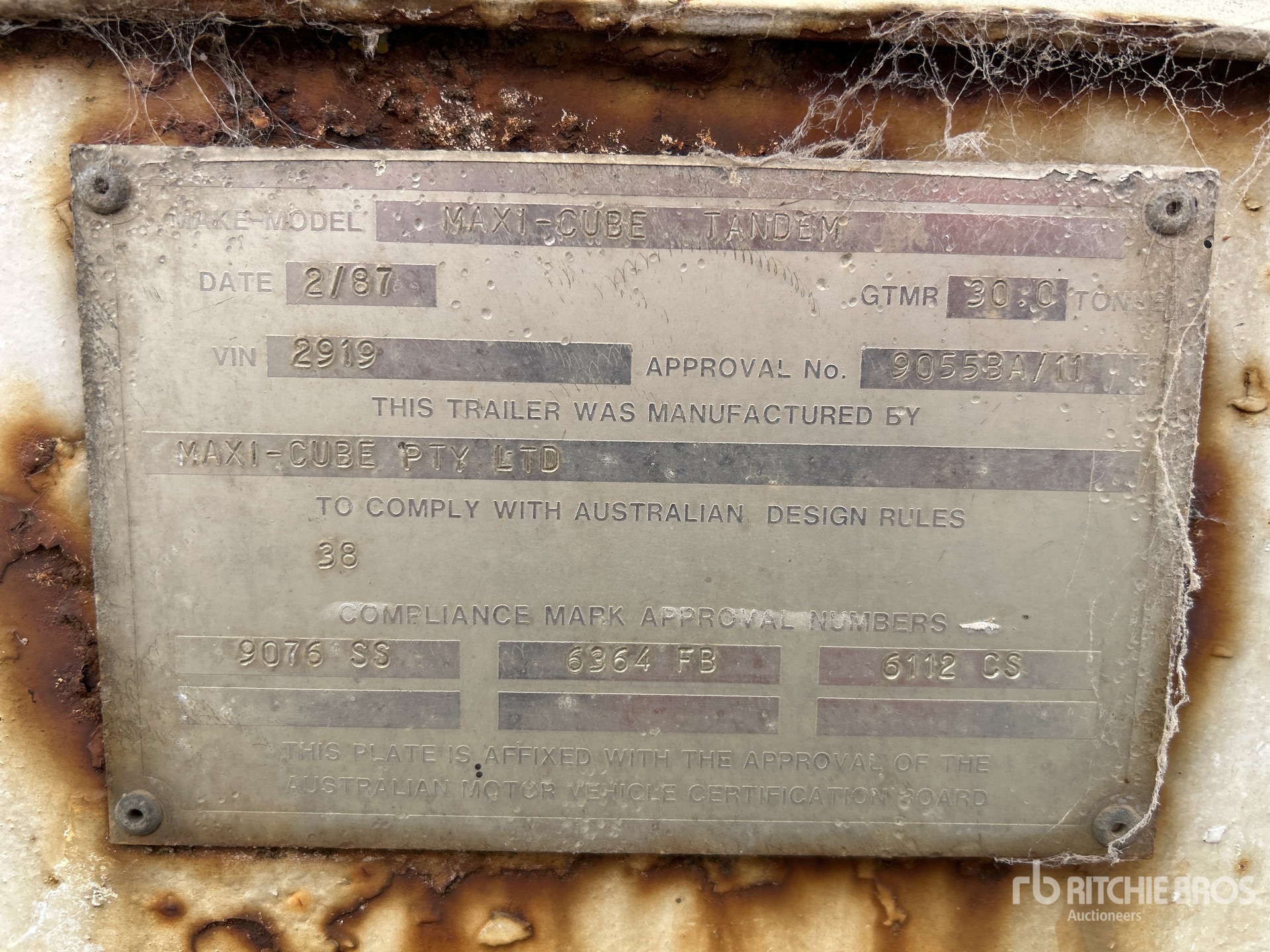 General Appearance with Numéro de série/Numéro d'identification du véhicule automobile