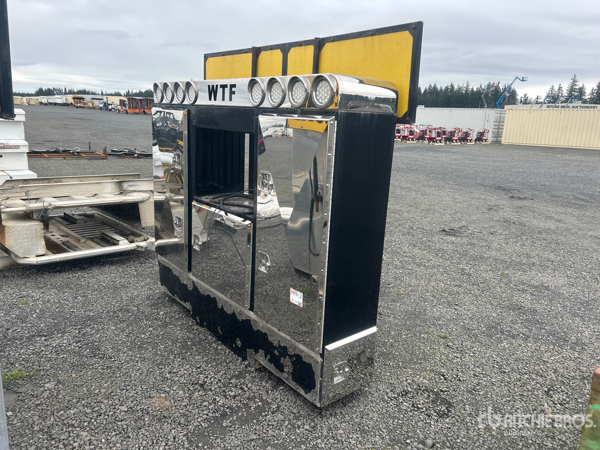 General Appearance with Picture, Right Front Corner