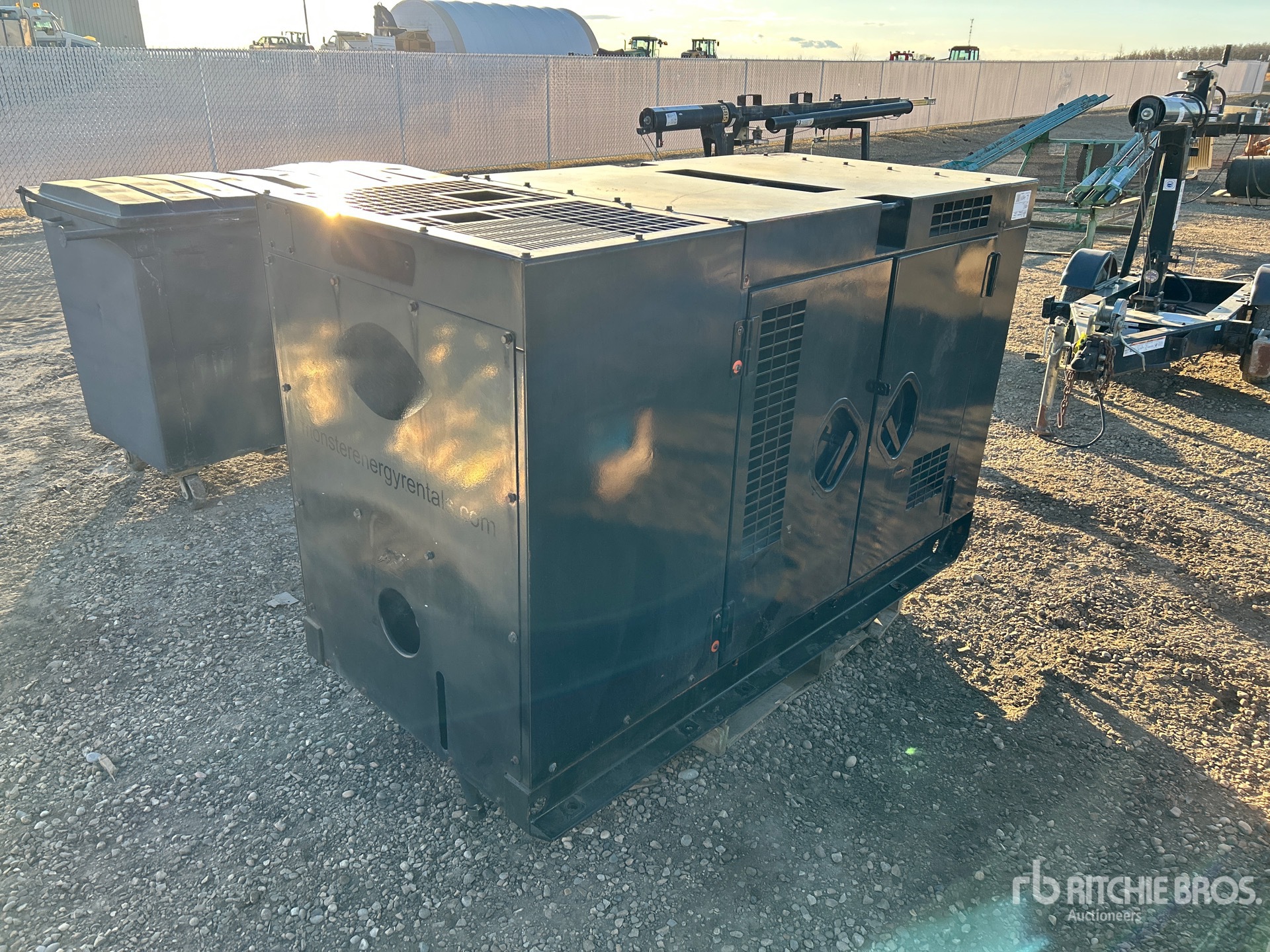 Aspect général with Image, coin avant droit