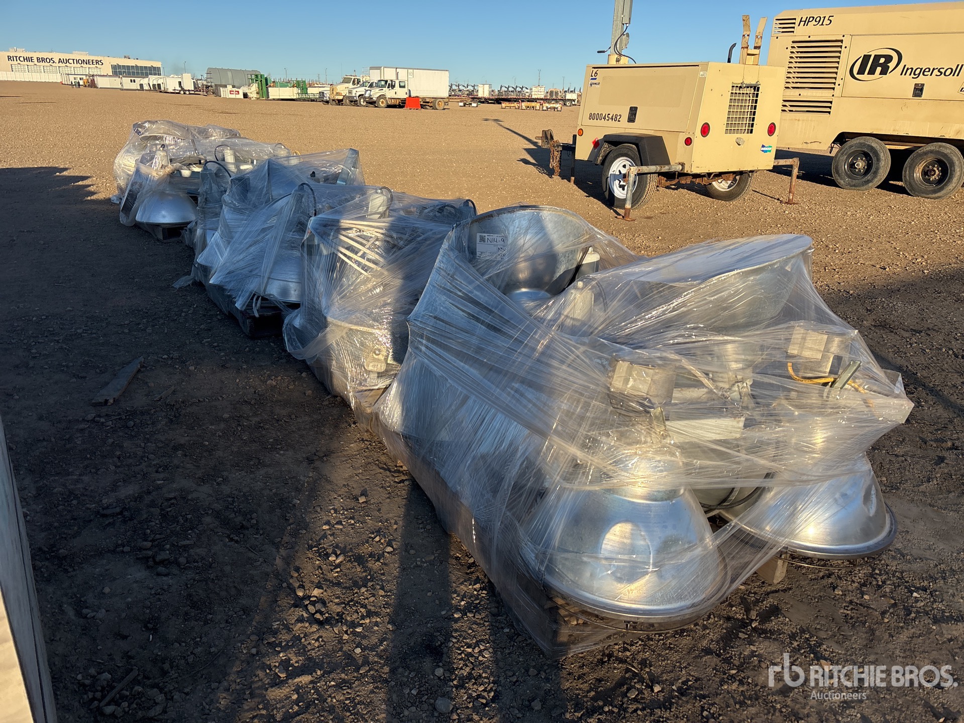 Aspect général with Image, coin arrière gauche