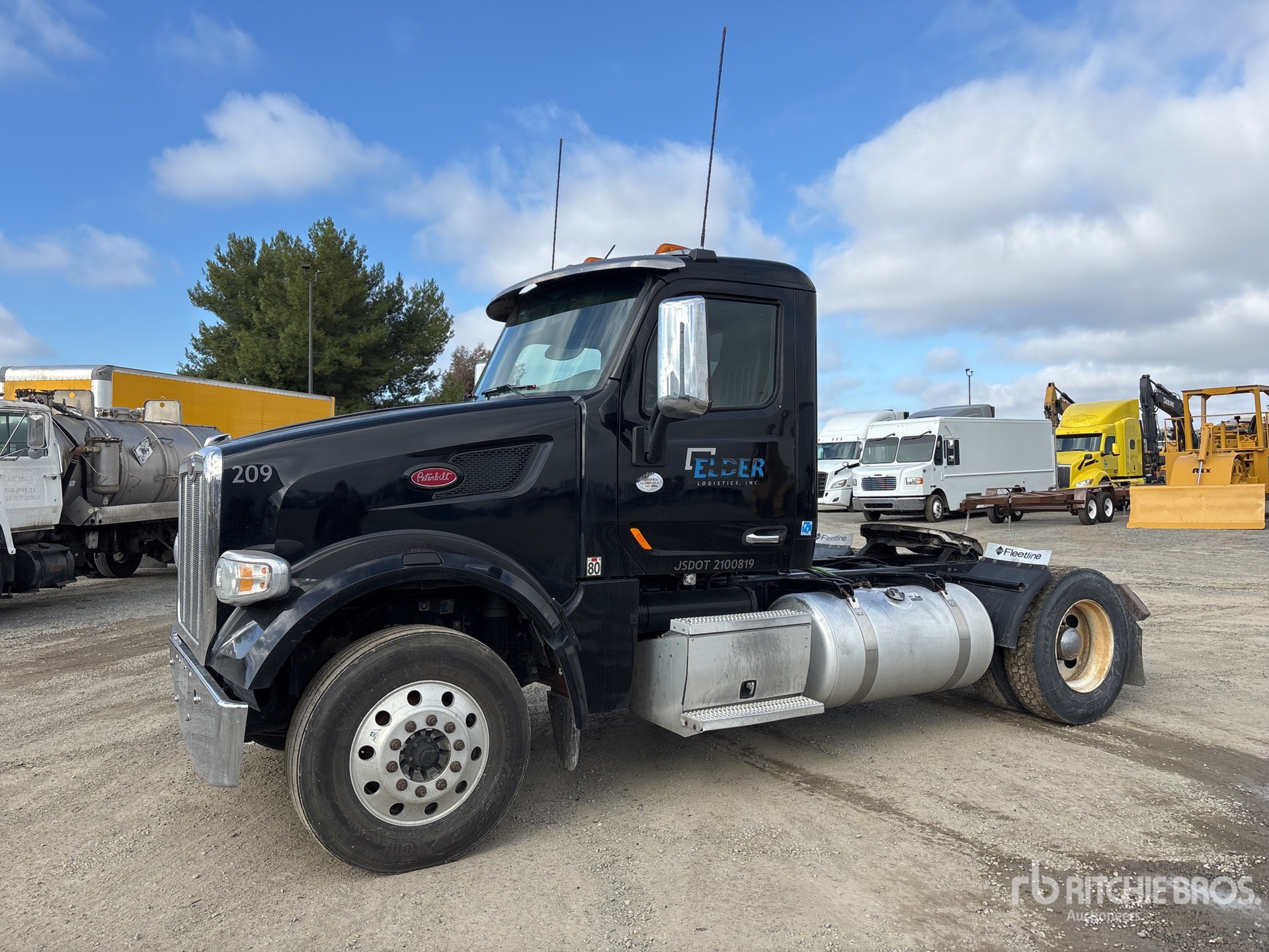 General Appearance with Imagen: esquina delantera izquierda