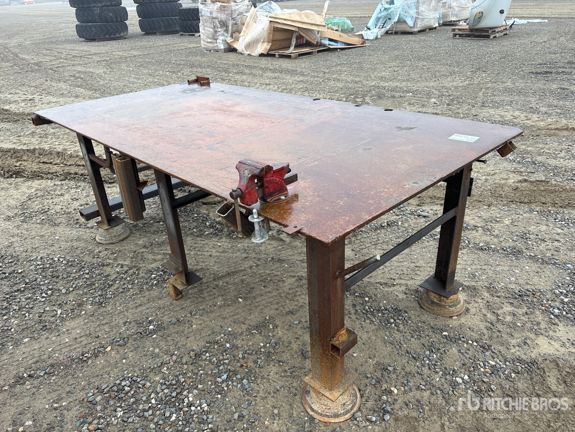 General Appearance with Picture, Left Front Corner