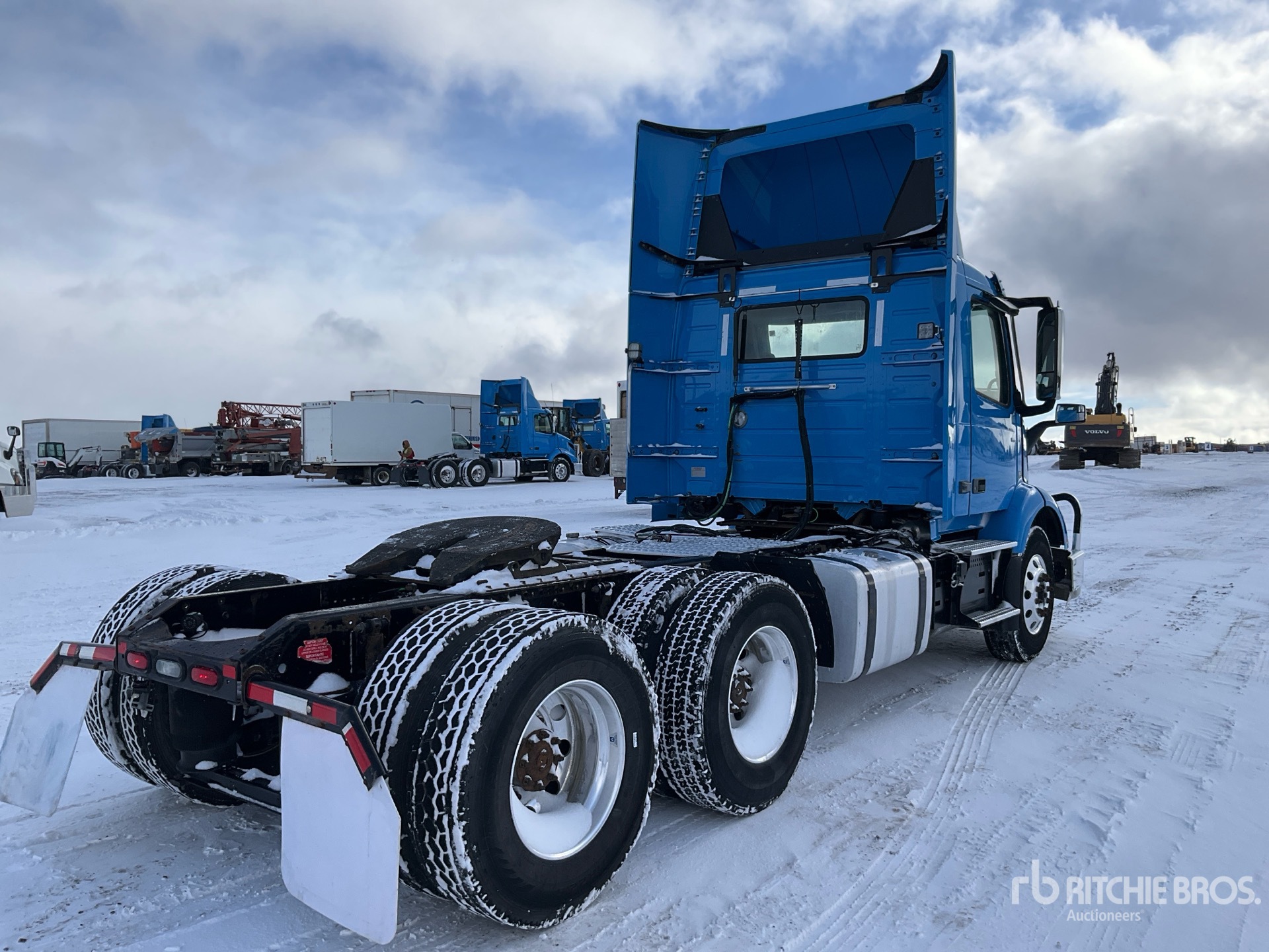 Aspect général with Image, coin arrière droit