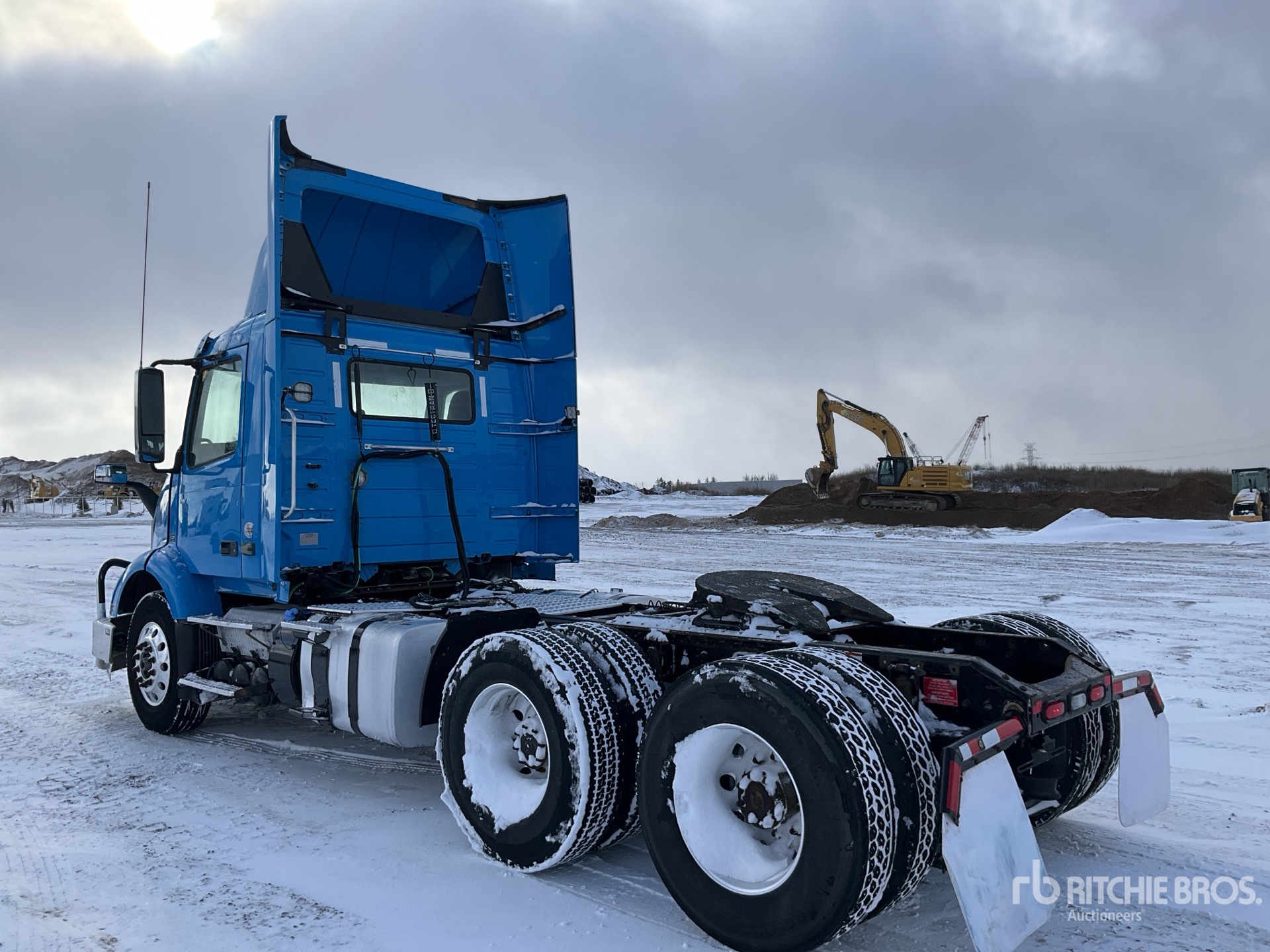 Aspect général with Image, coin arrière gauche