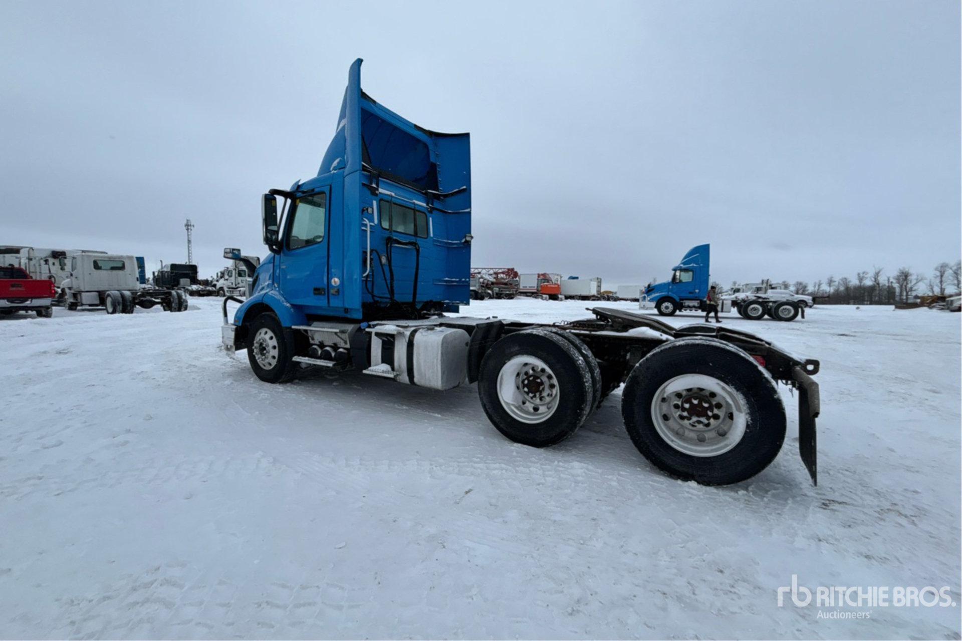 Aspect général with Image, coin arrière gauche