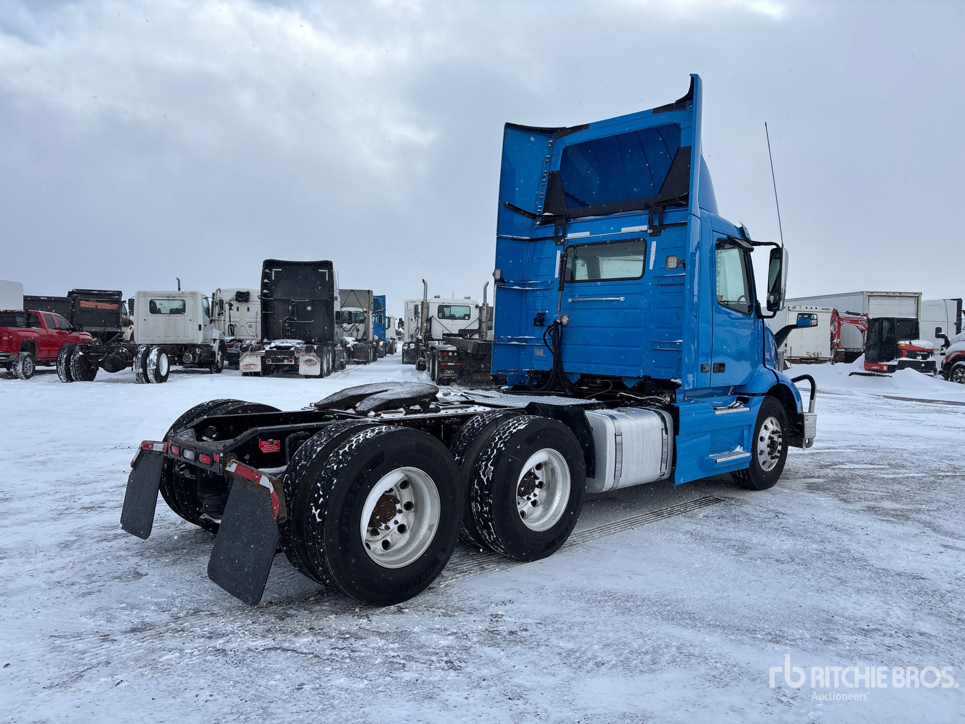 Aspect général with Image, coin arrière droit