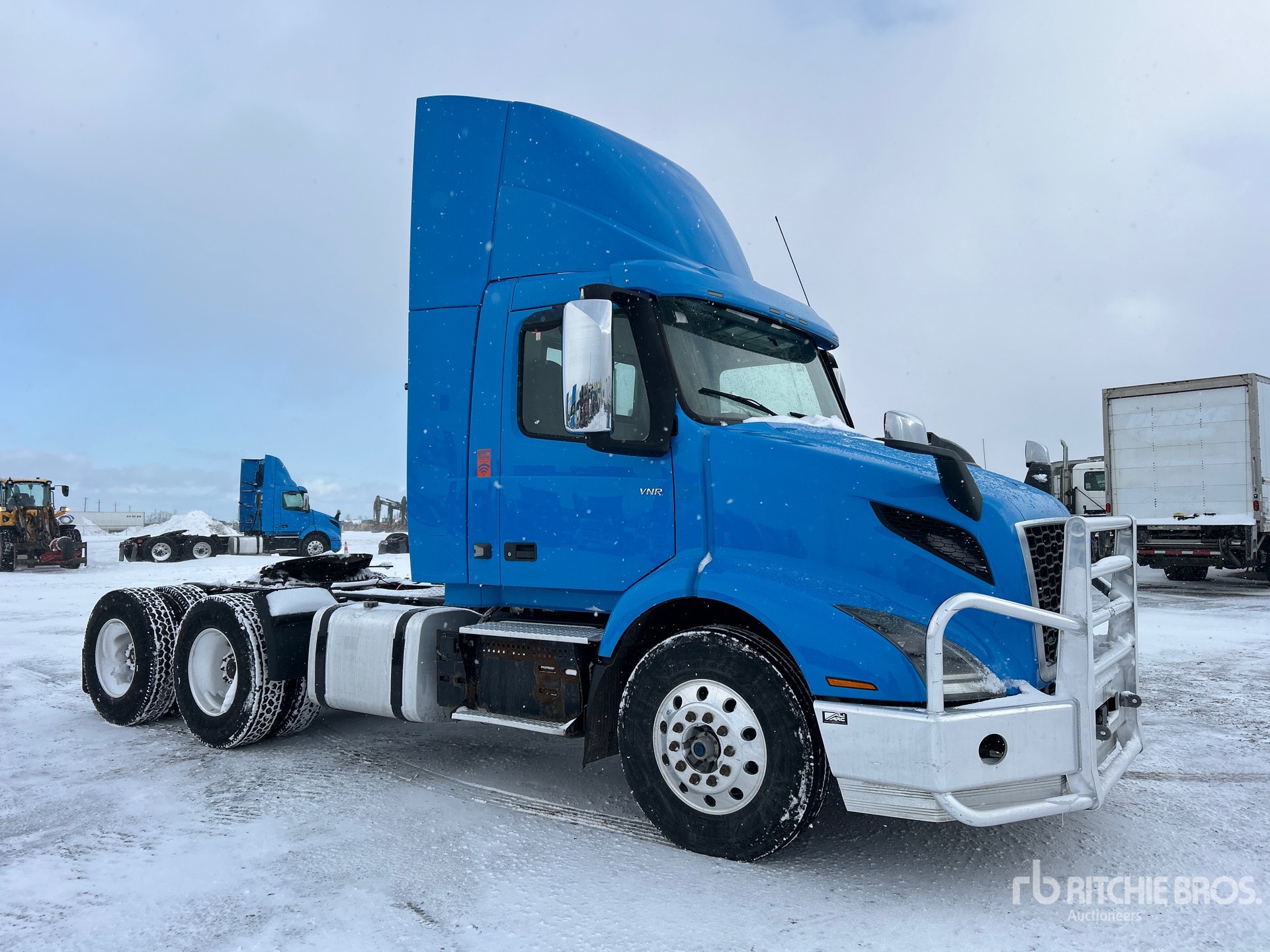 Aspect général with Image, coin avant droit