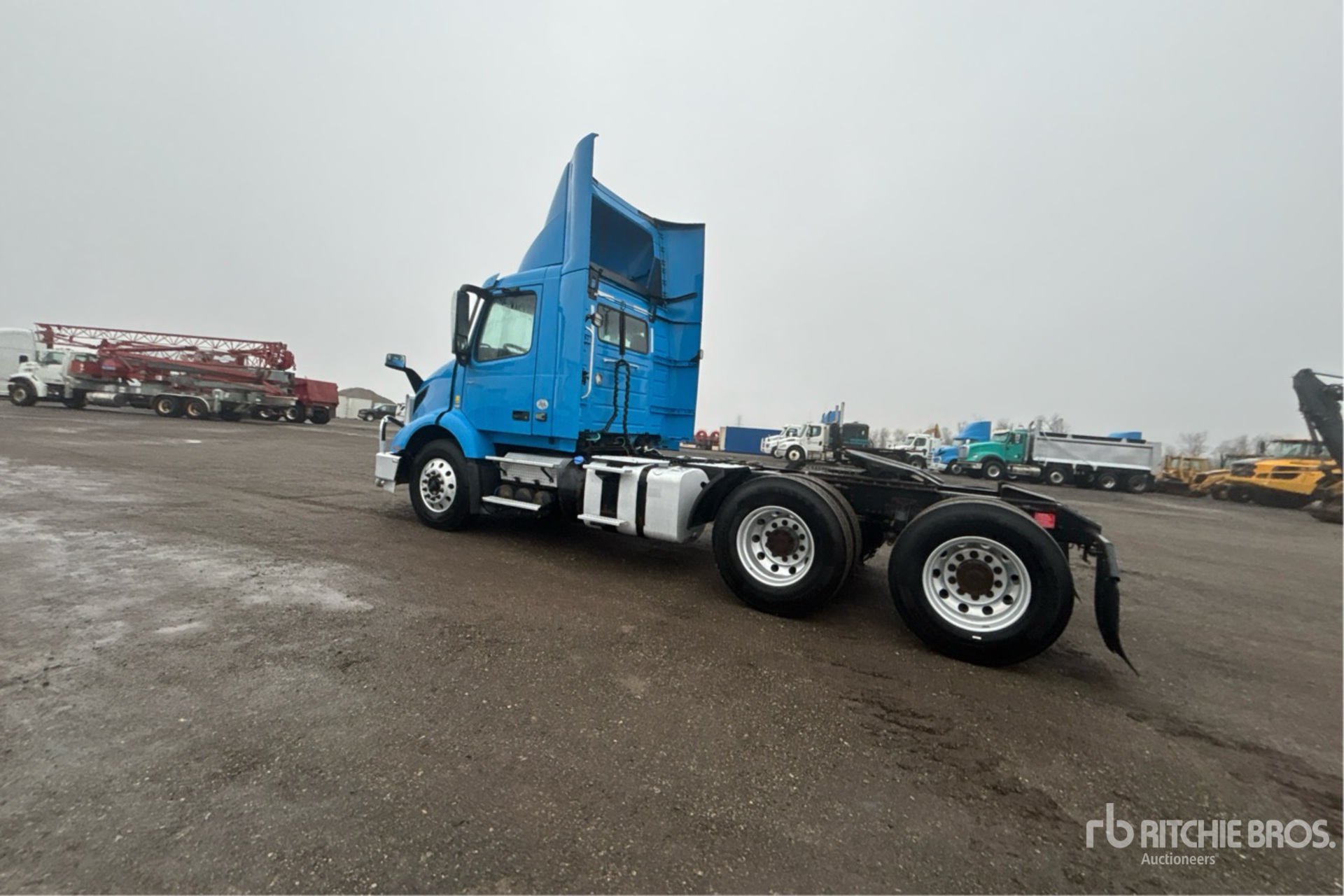 Aspect général with Image, coin arrière gauche