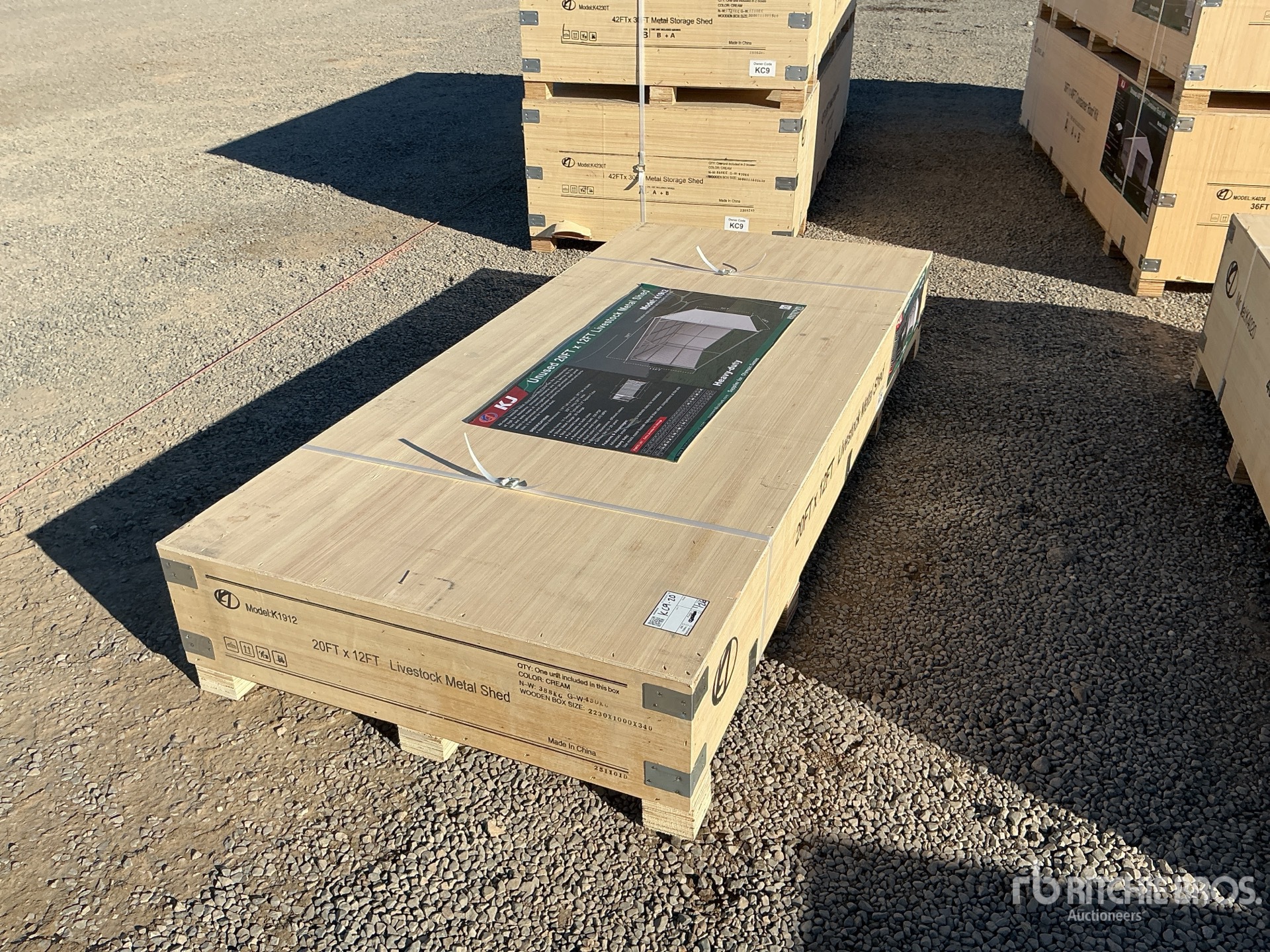 General Appearance with Picture, Left Rear Corner