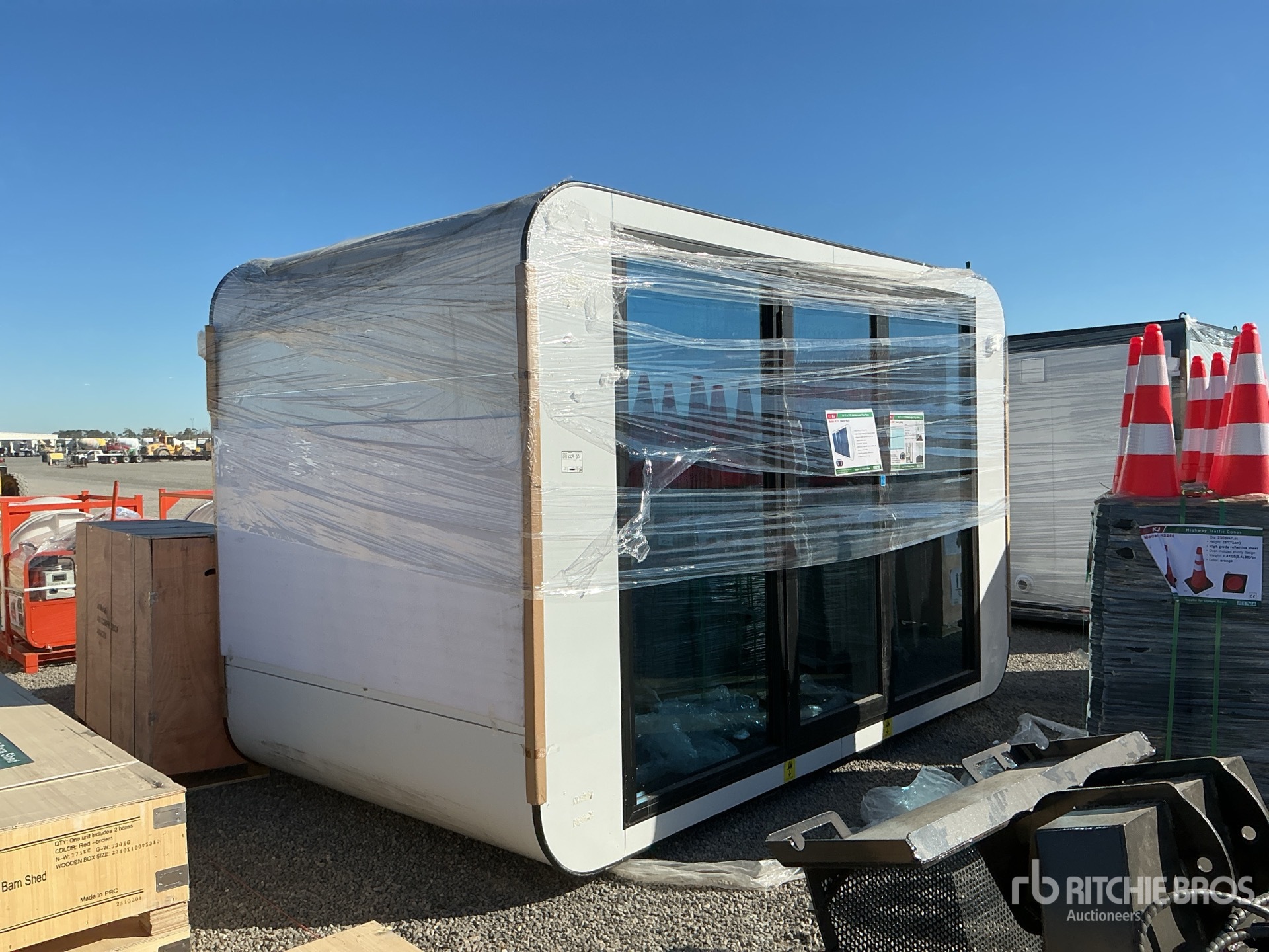 General Appearance with Picture, Left Rear Corner