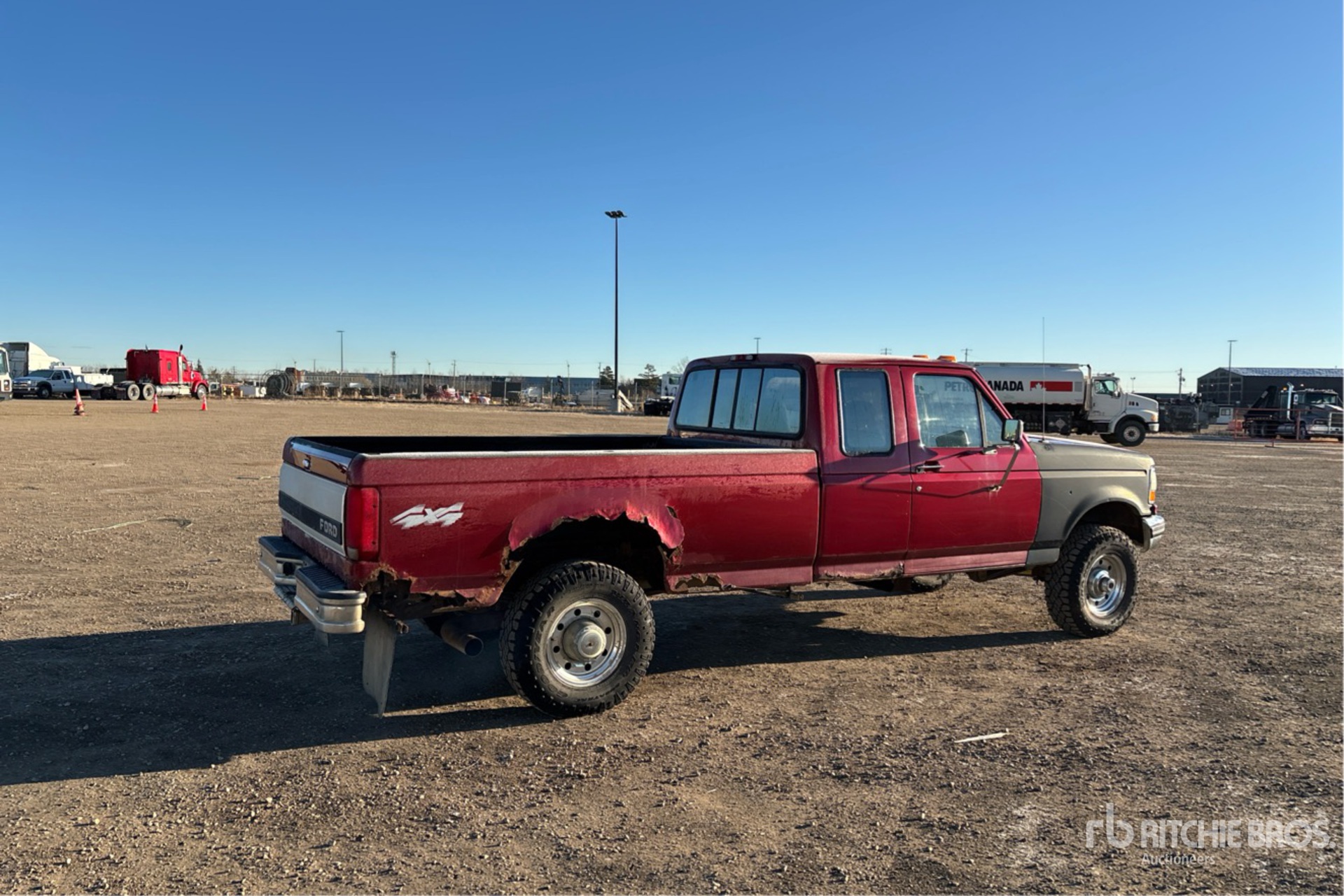 General Appearance with Picture, Right Rear Corner