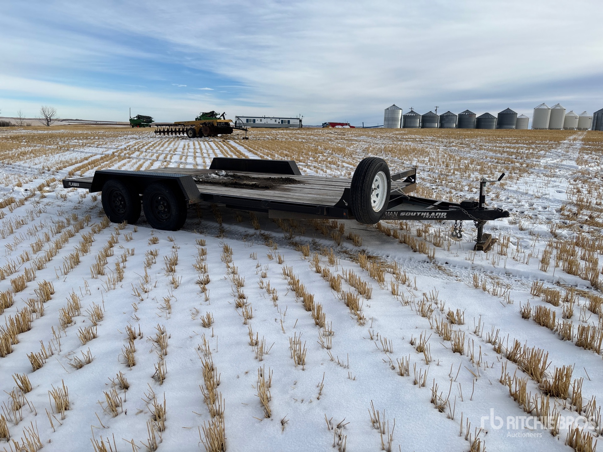 Aspect général with Image, coin avant droit