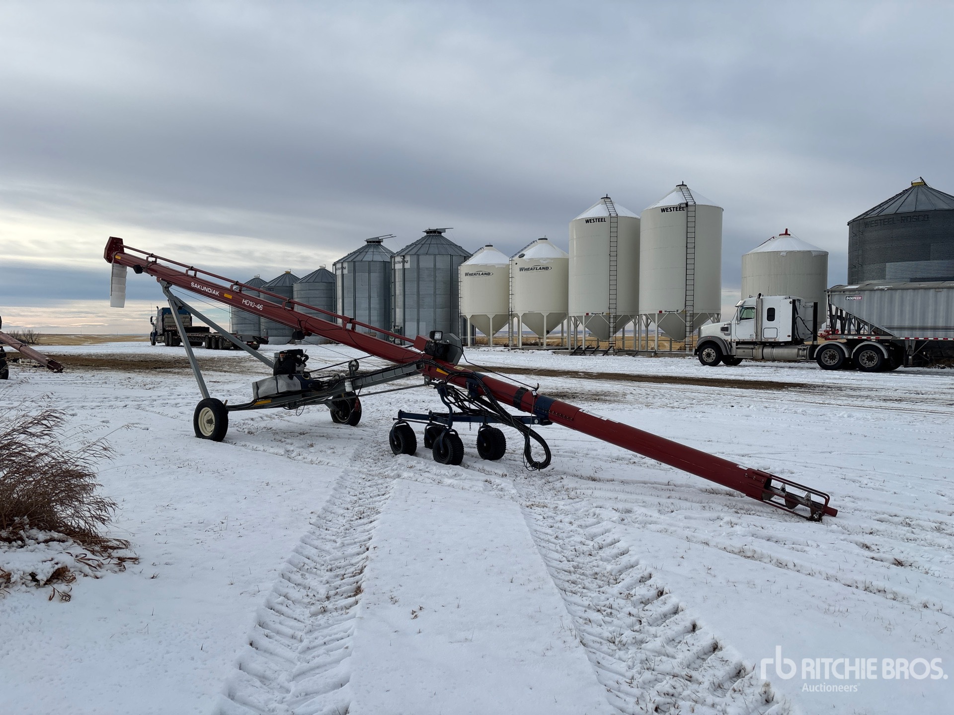 Aspect général with Image, coin avant droit