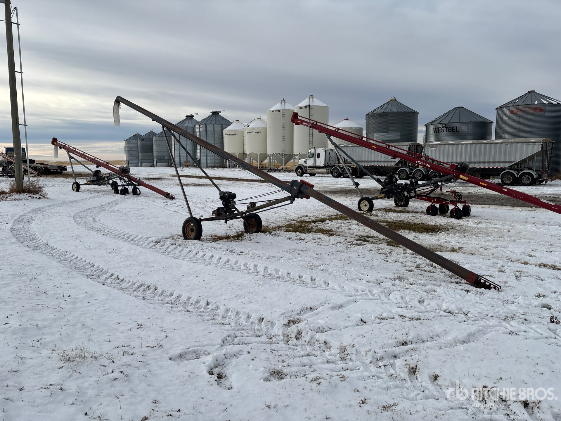 Aspect général with Image, coin avant droit