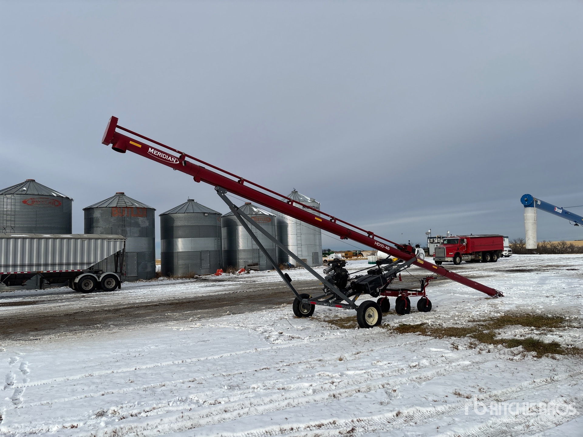 Aspect général with Image, coin arrière droit