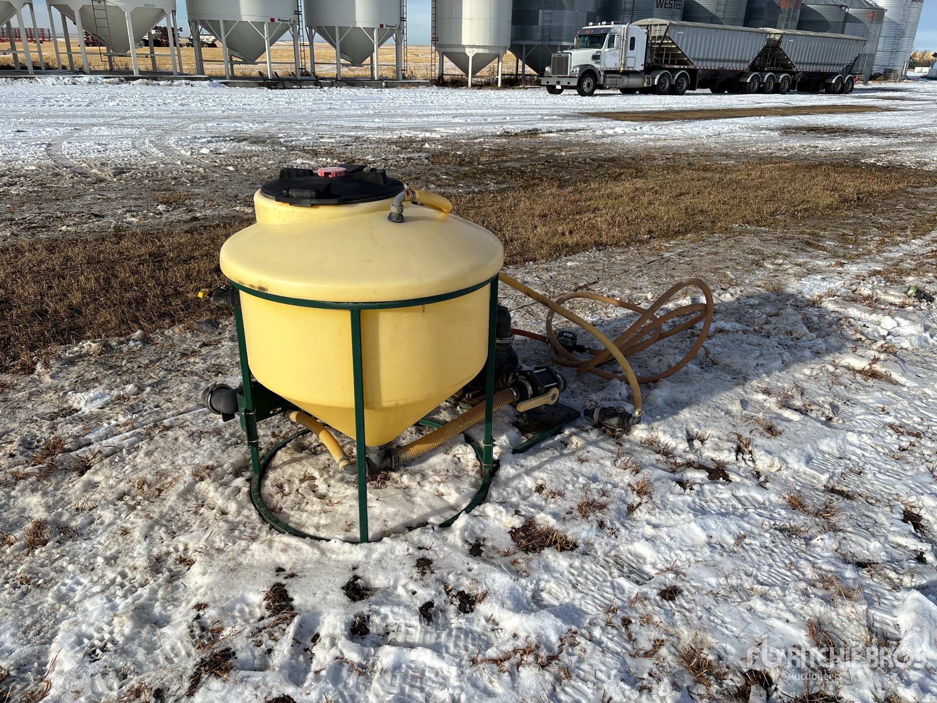 Aspect général with Image, coin arrière gauche