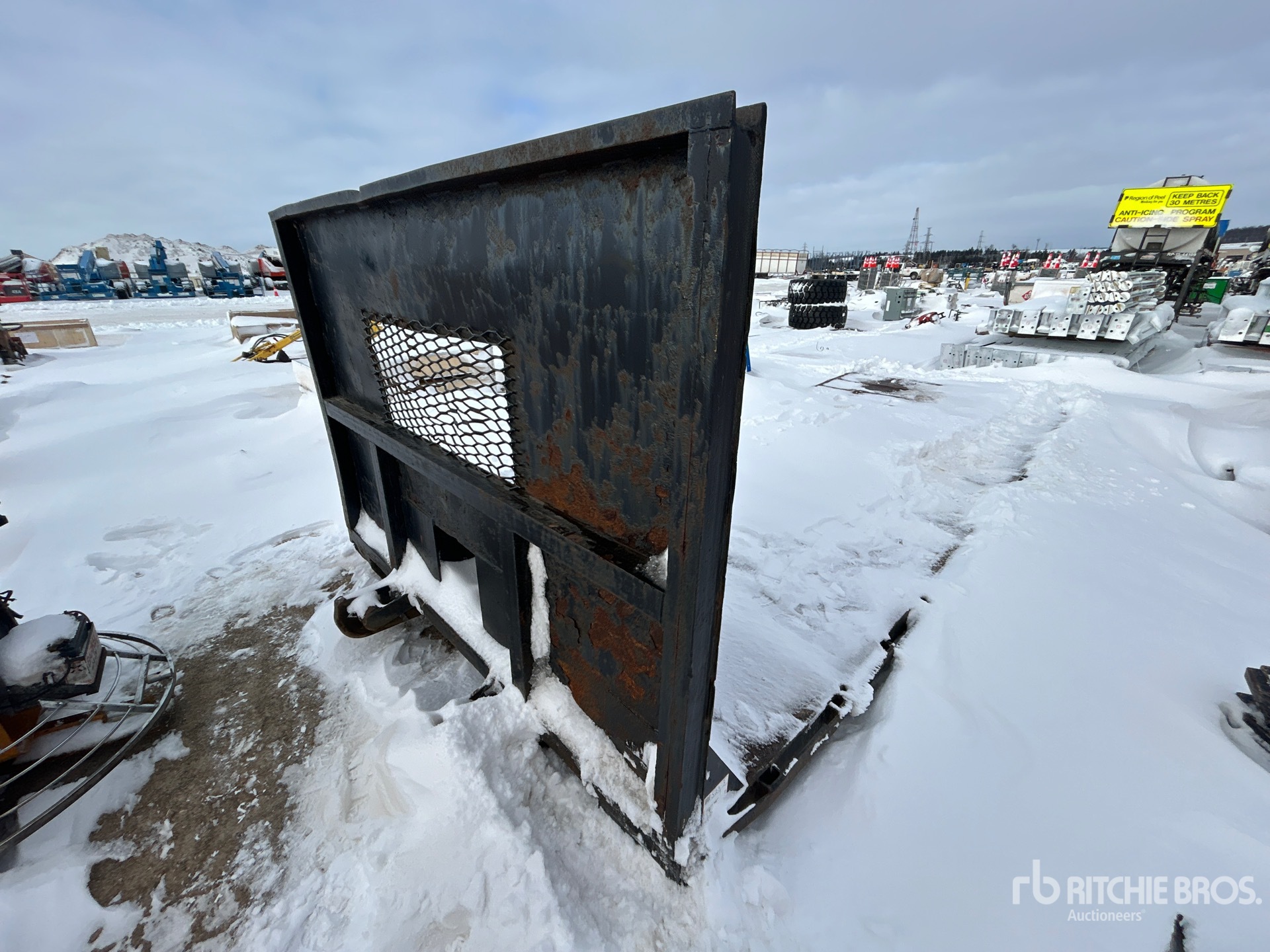 General Appearance with Picture, Right Front Corner