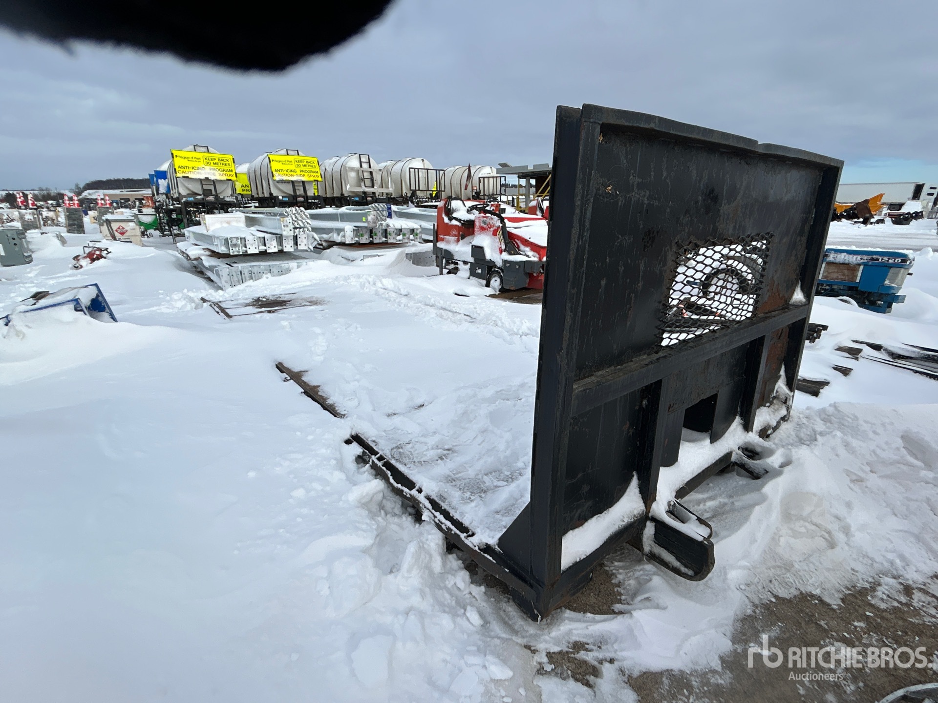 General Appearance with Picture, Left Front Corner