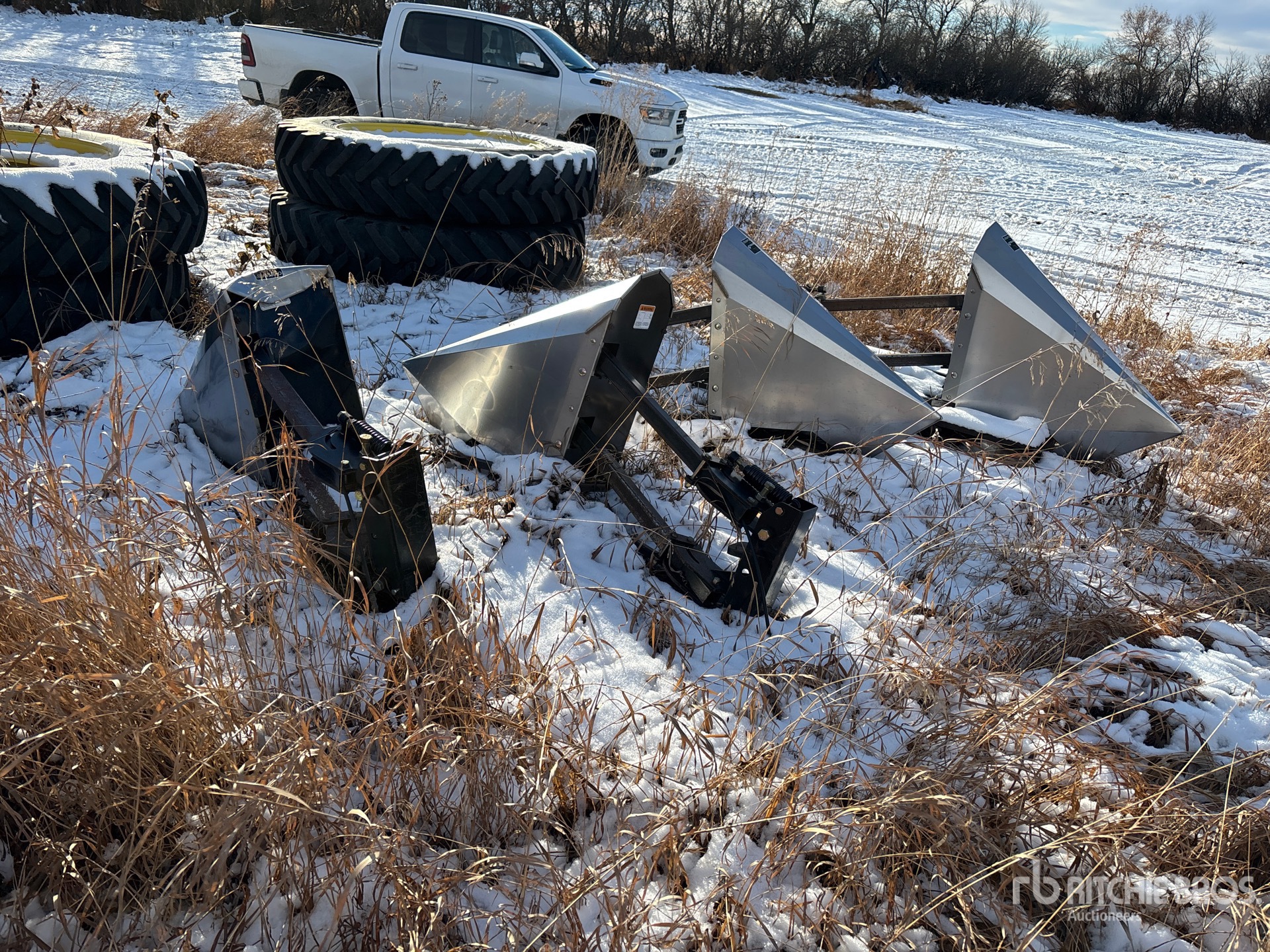 Aspect général with Image, coin arrière droit