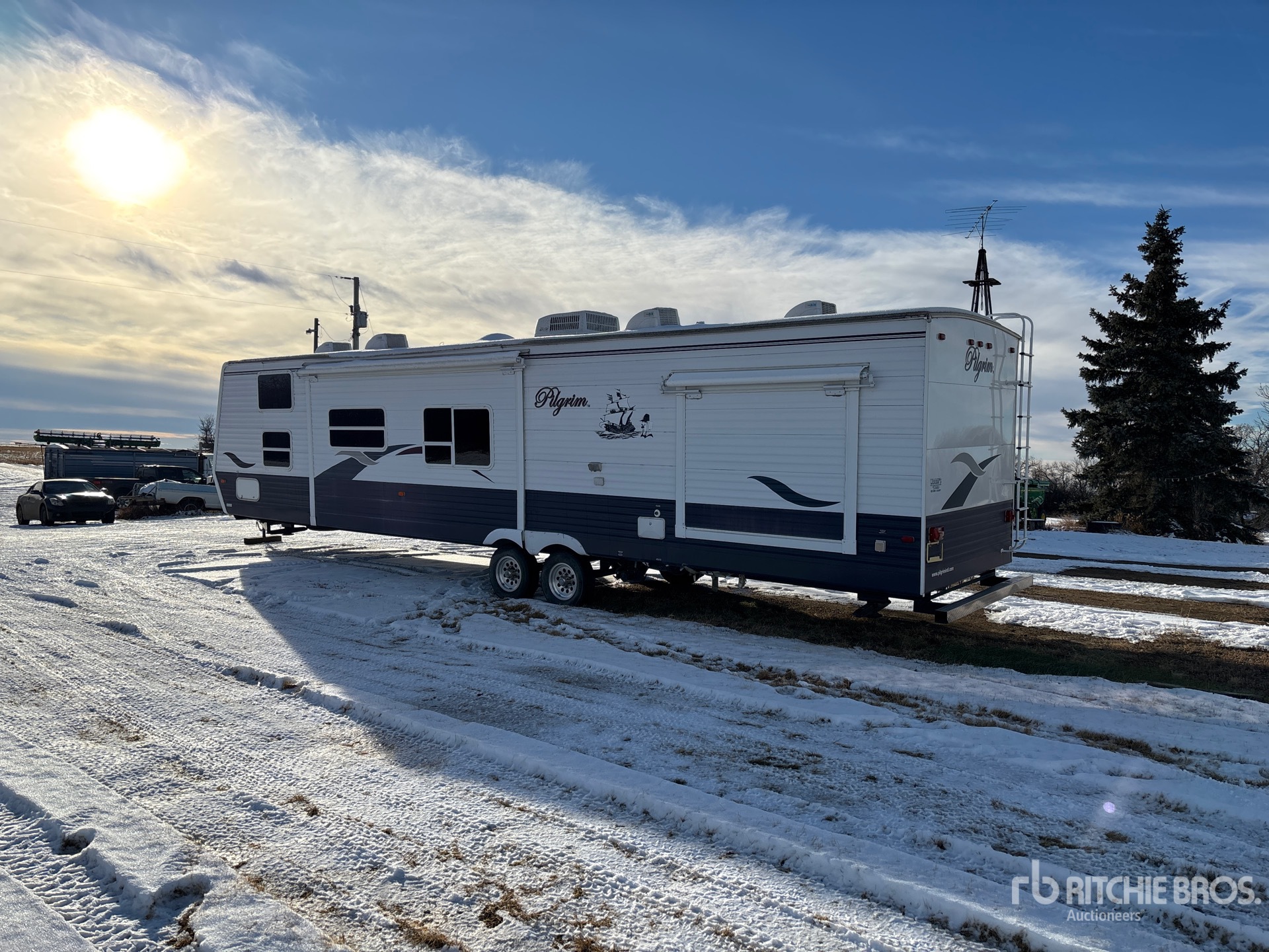 General Appearance with Picture, Left Rear Corner