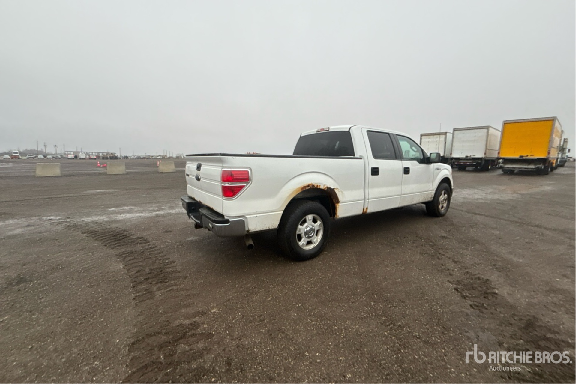 General Appearance with Imagen: esquina trasera derecha