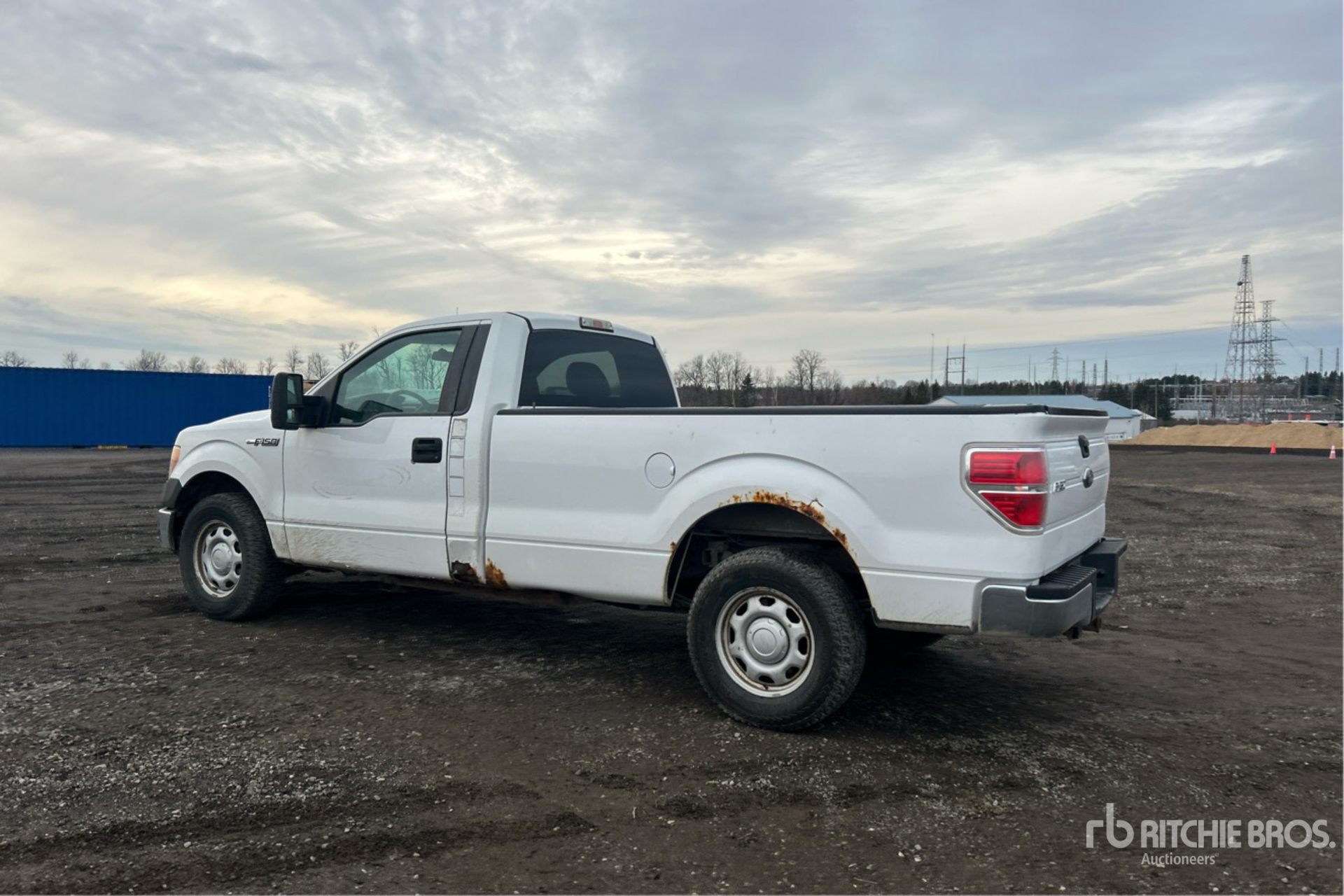 General Appearance with Picture, Left Rear Corner