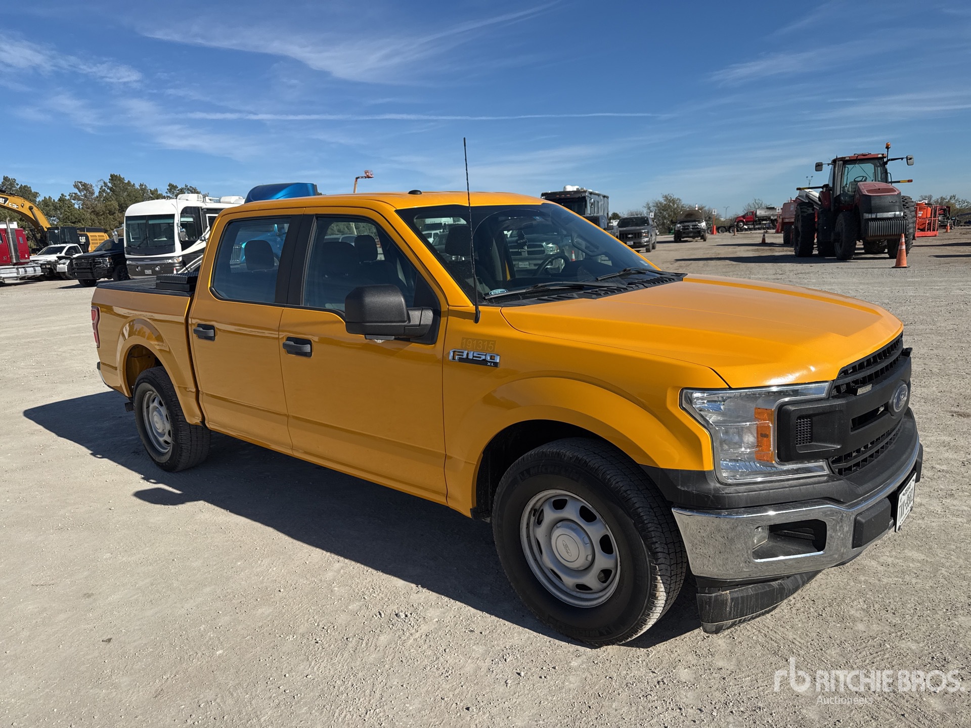 General Appearance with Picture, Right Front Corner