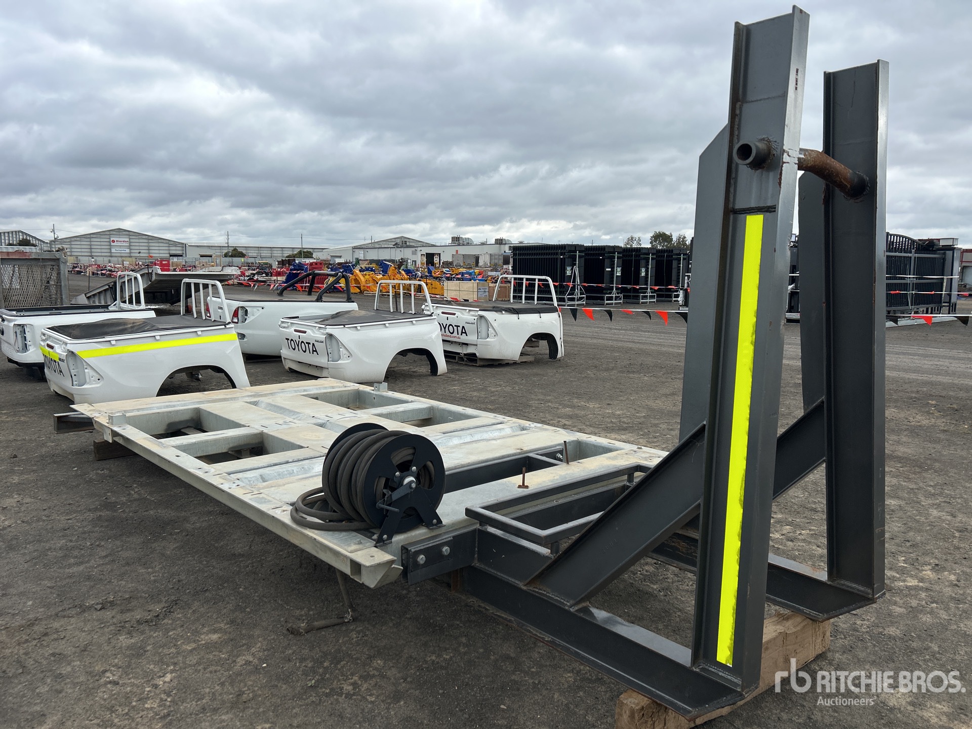 General Appearance with Picture, Left Front Corner