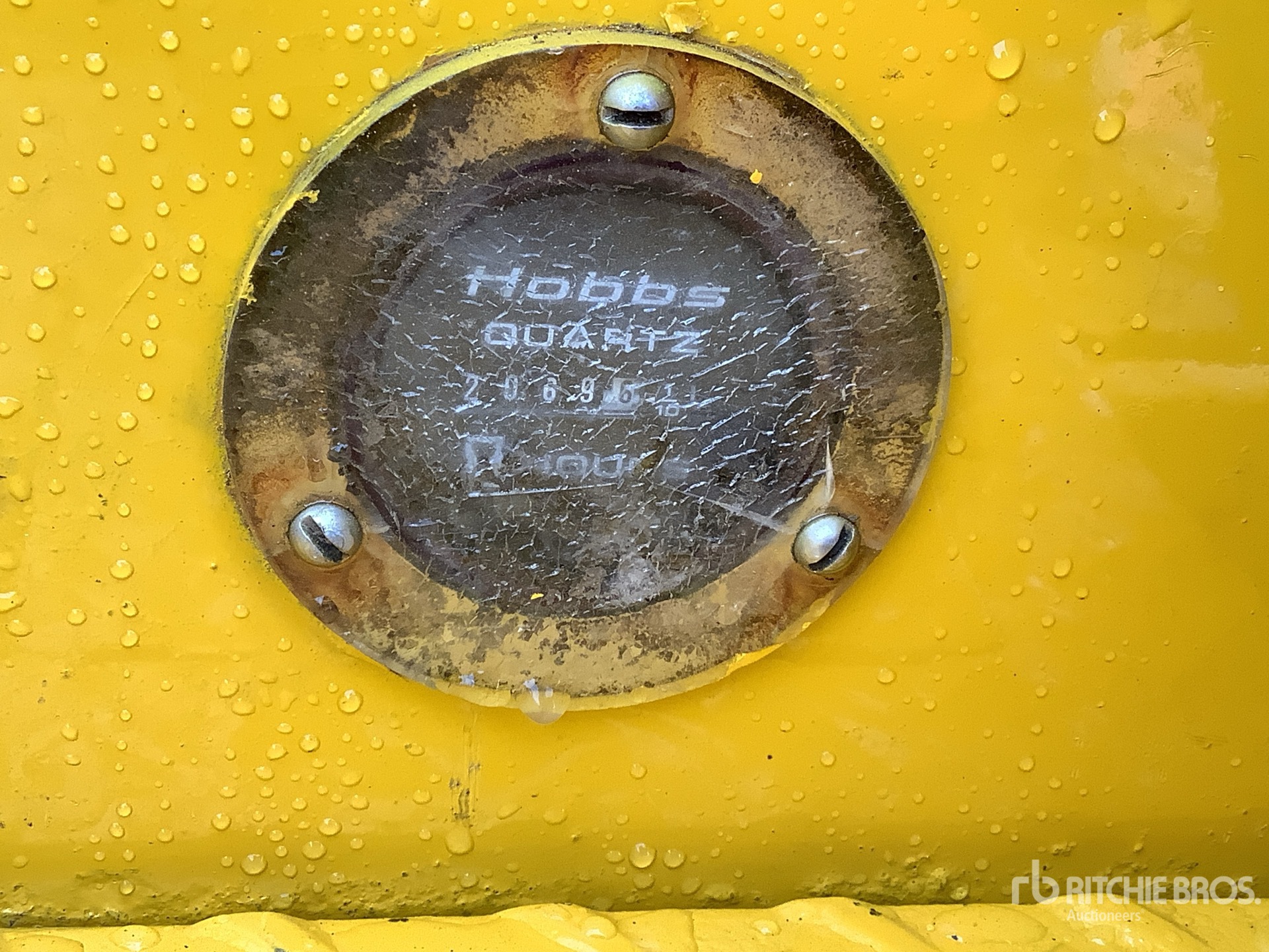 General Appearance with Hour Meter / Odometer