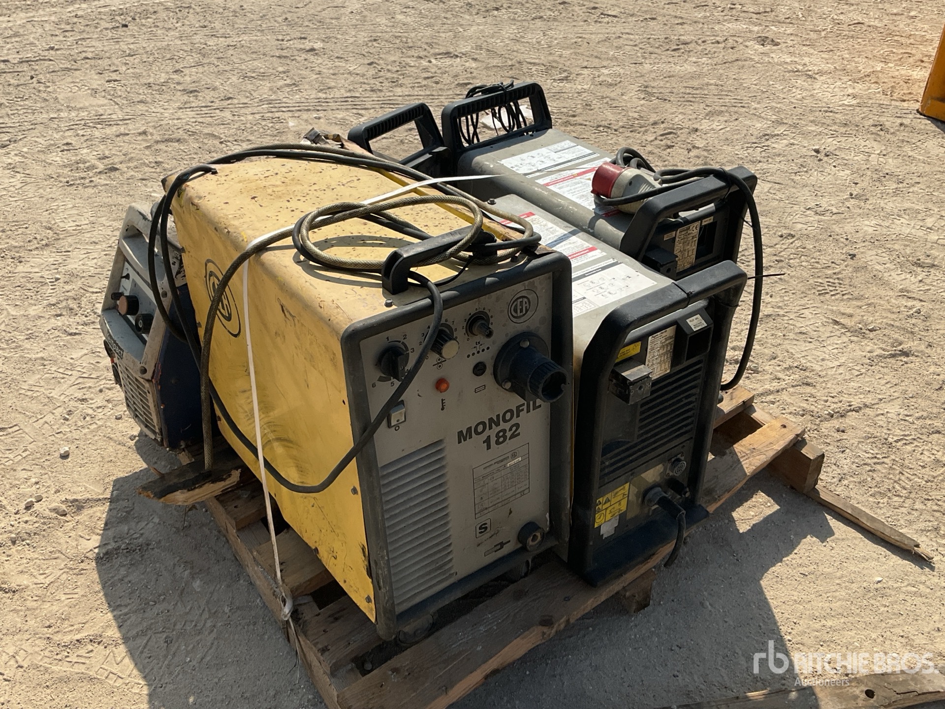 Aspect général with Image, coin arrière gauche