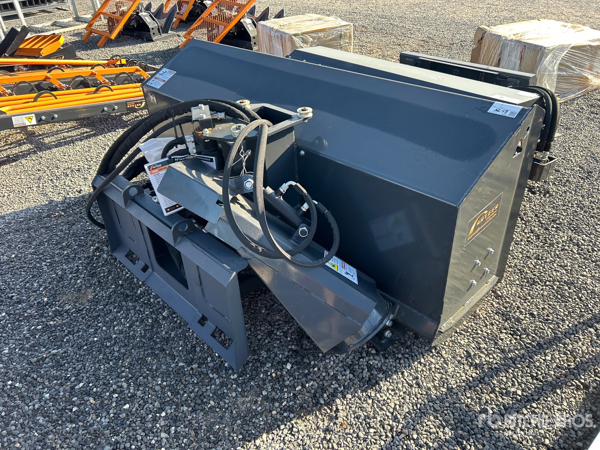 General Appearance with Picture, Right Rear Corner