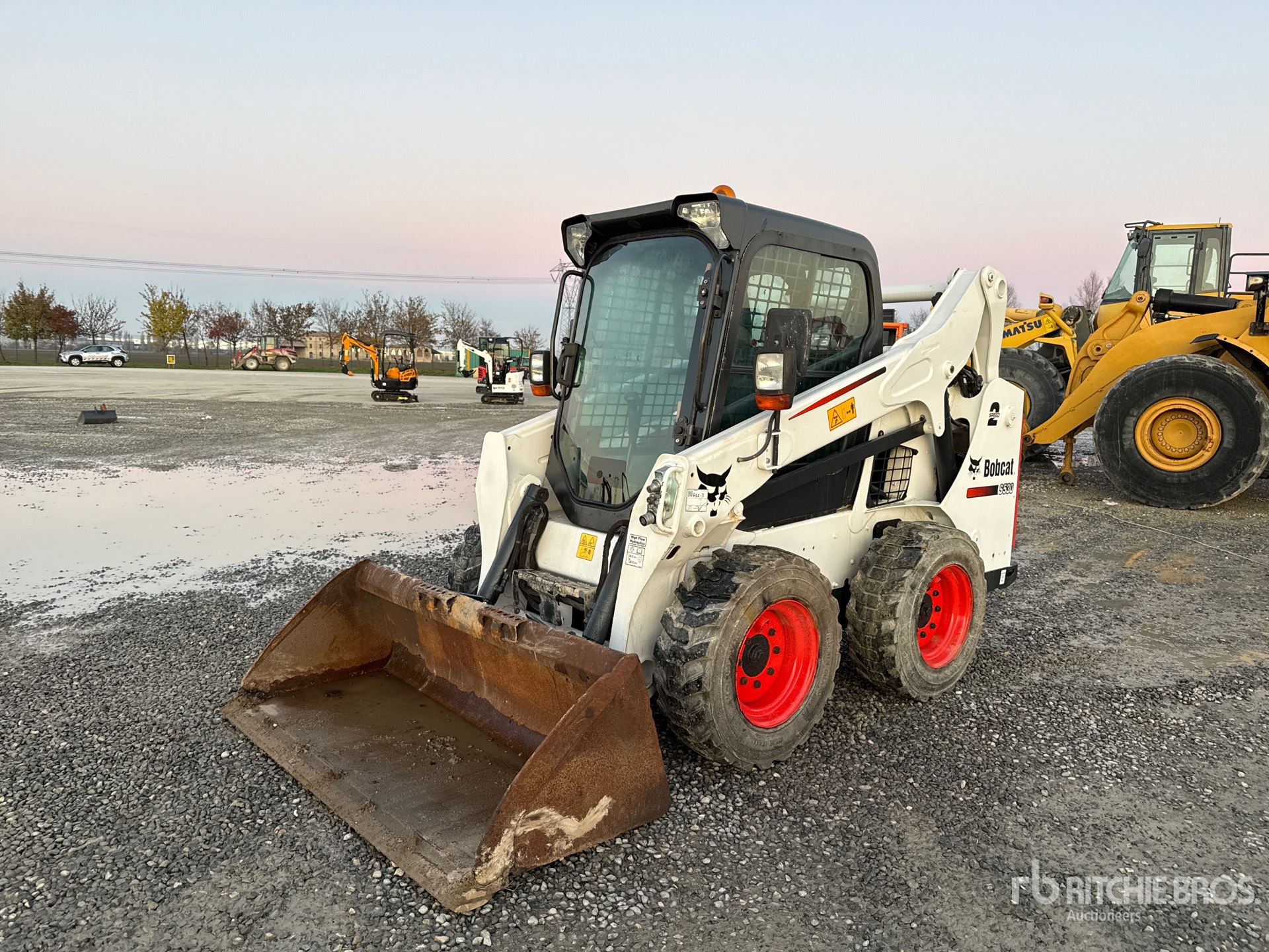 General Appearance with Picture, Left Front Corner