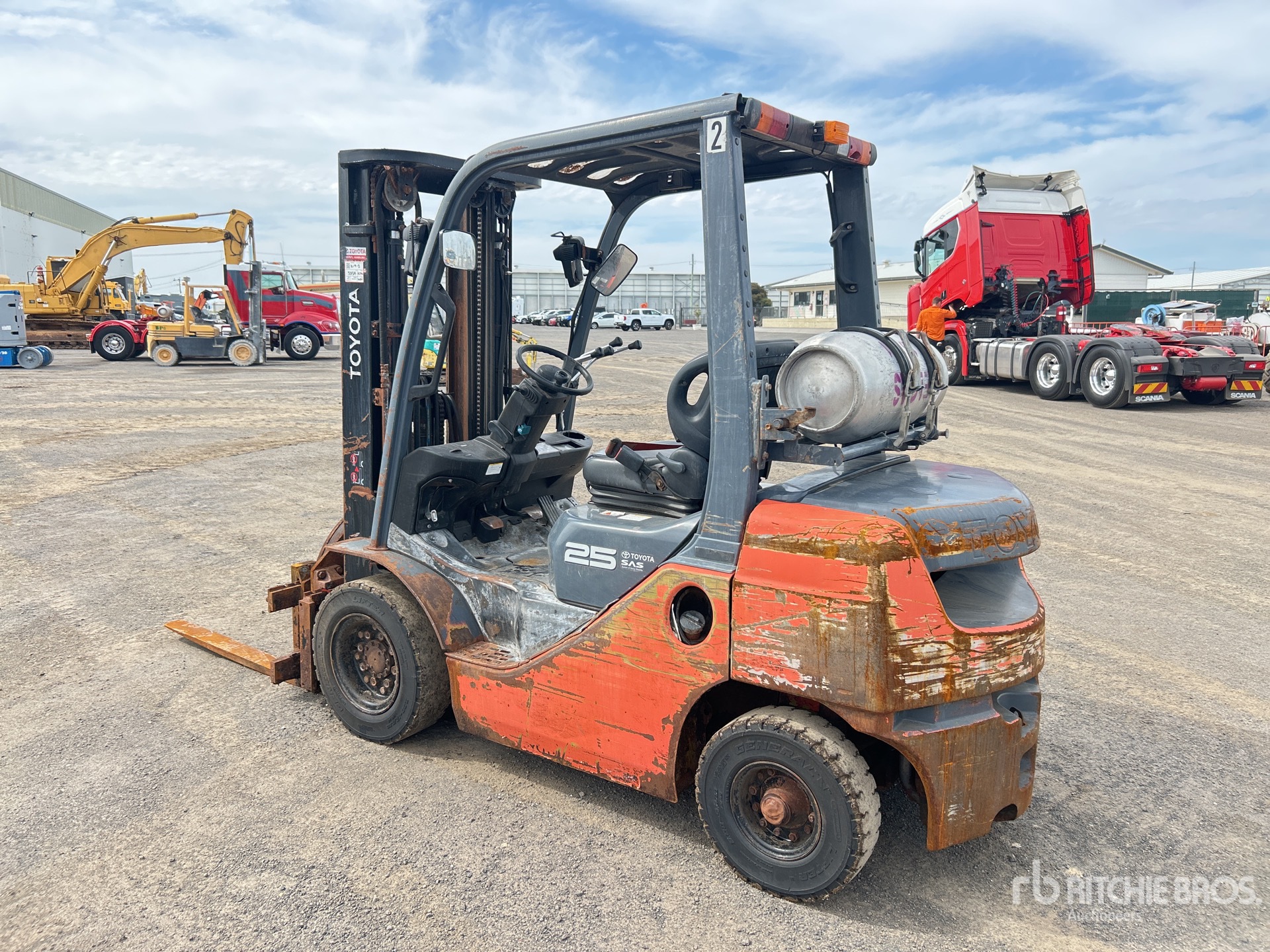 General Appearance with Picture, Left Rear Corner